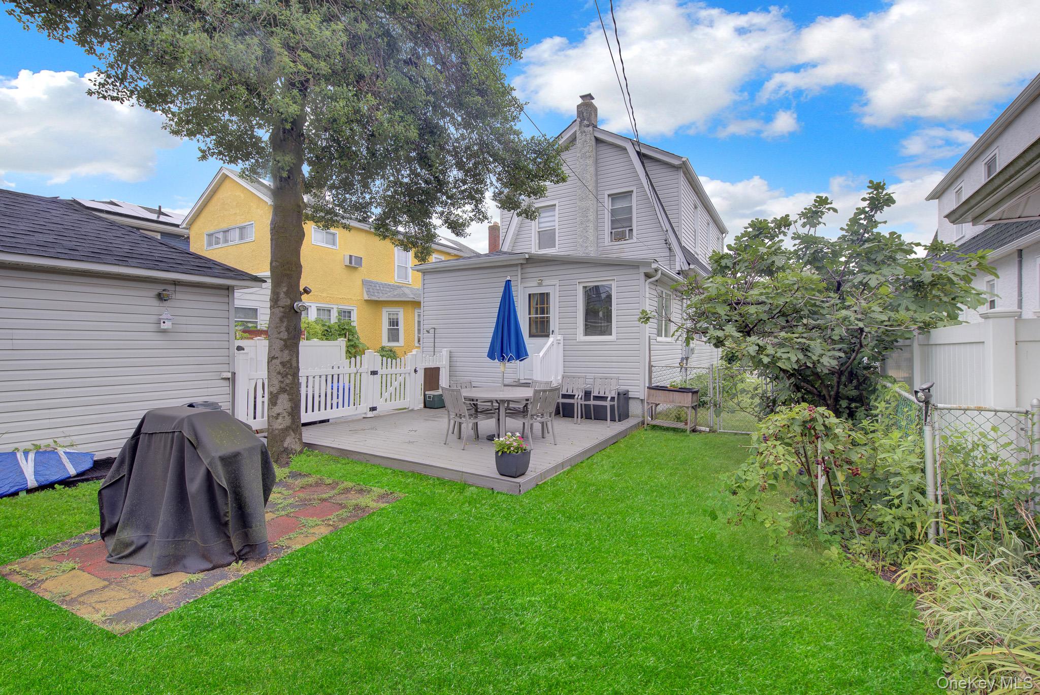 25th image of 342 E Walnut St, Long Beach, NY 11561 | MLS# 1032710
