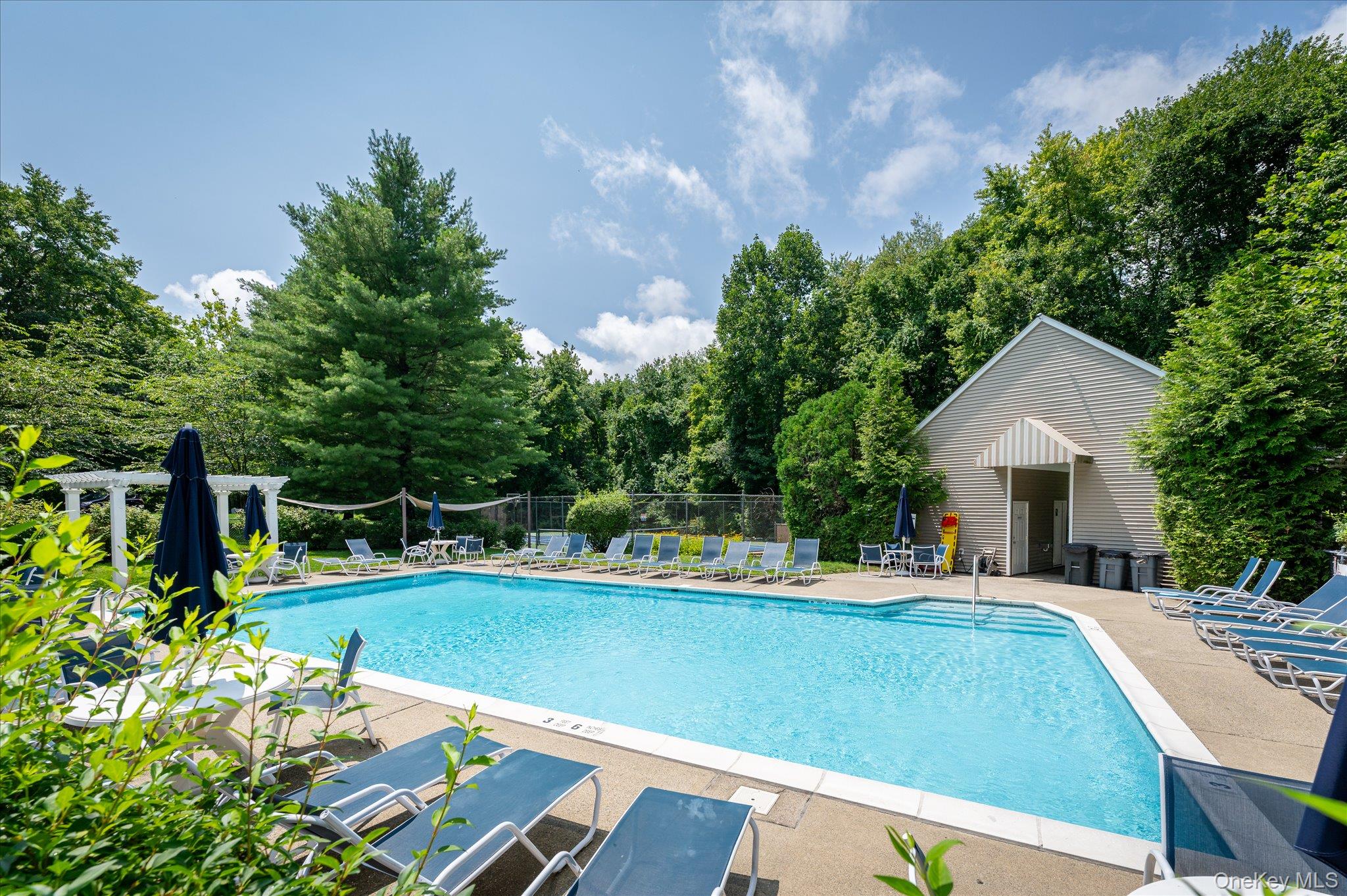 5th image of 215 Sandpiper Ct, Yorktown, NY 10598 | MLS# 1032800