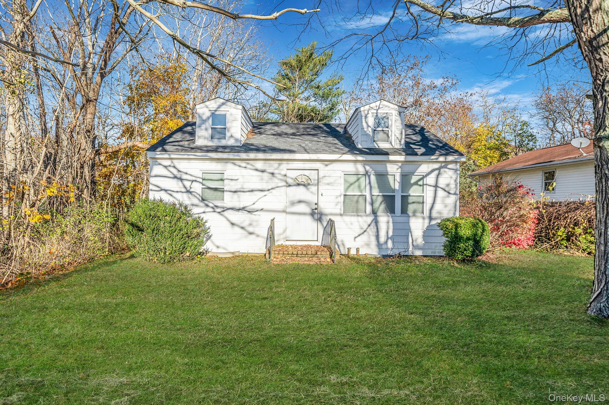 1st image of 24485 Main Rd, Southold, NY 11935 | MLS# 1032813