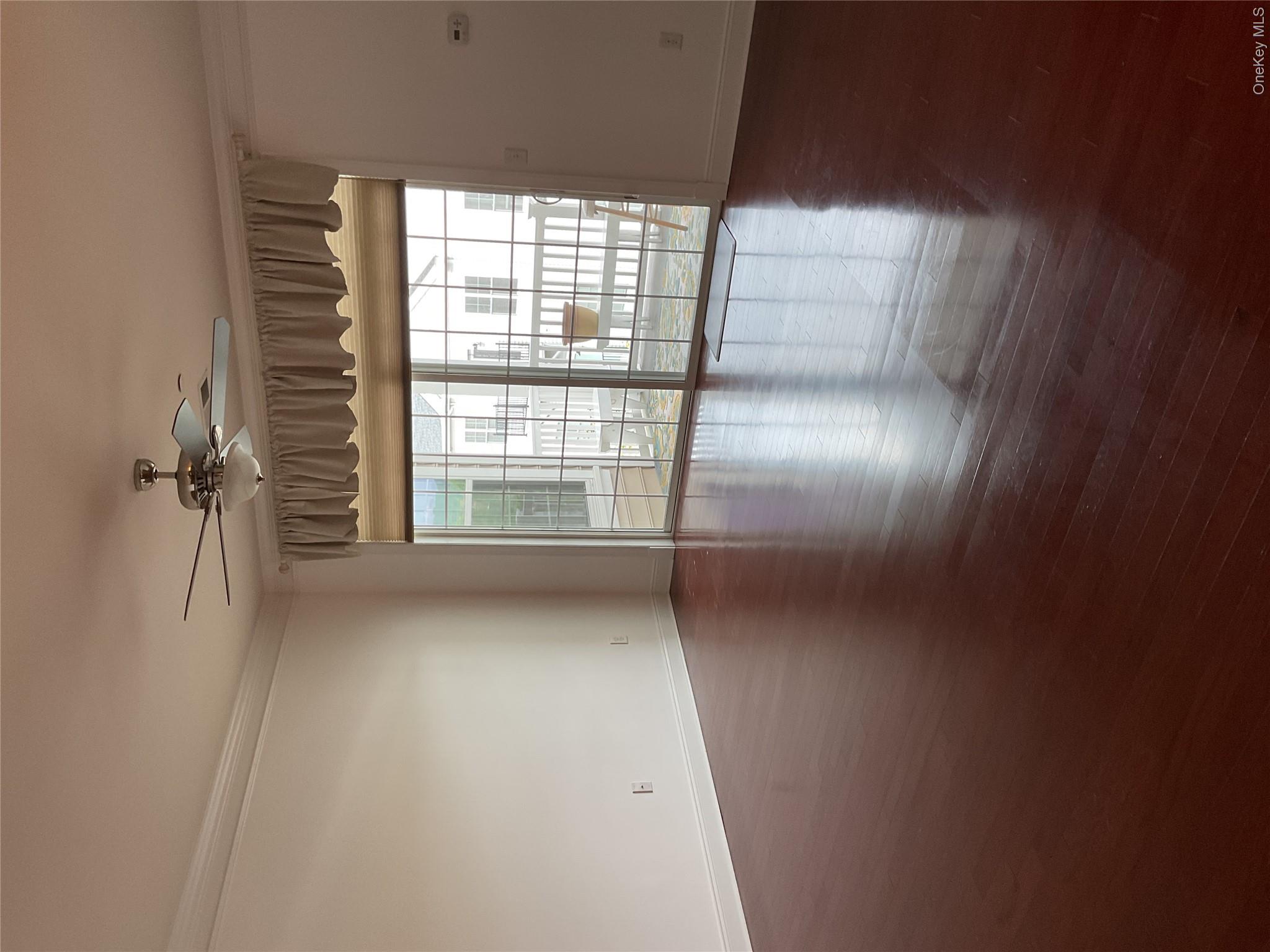 4th image of 732 Regency Dr, Fishkill, NY 12542