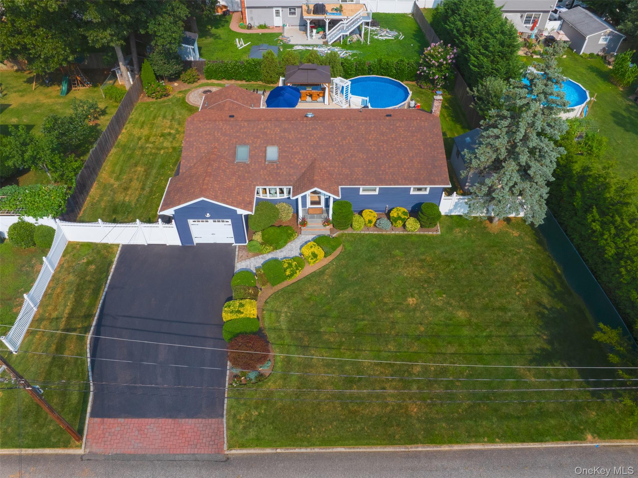 23rd image of 17 Bayberry Rd, Brookhaven, NY 11779 | MLS# 1032904