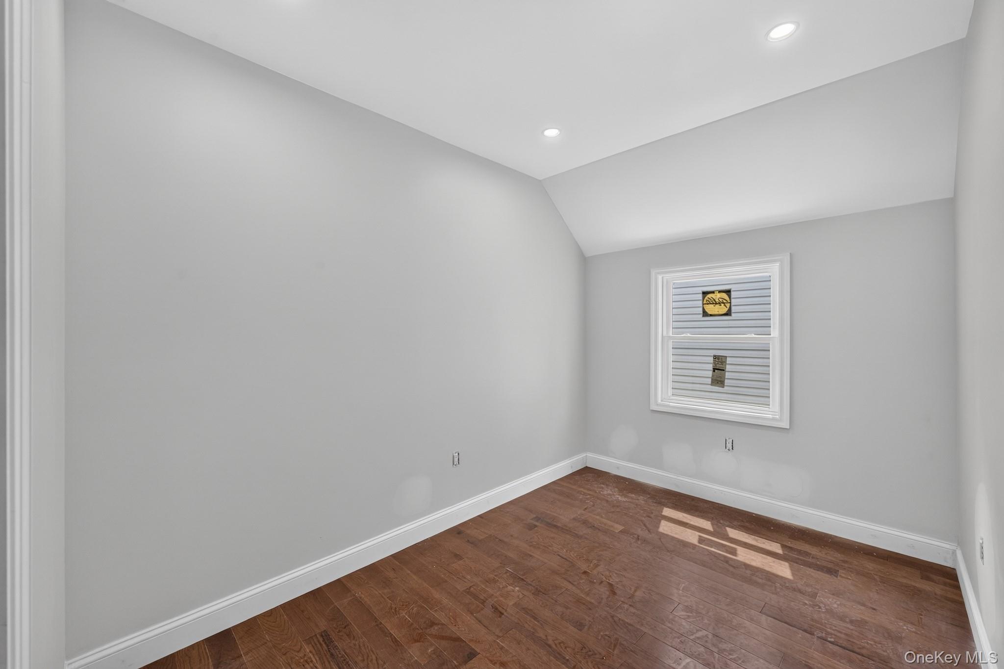 7th image of 718 E 99th St, New York, NY 11236 | MLS# 1032984