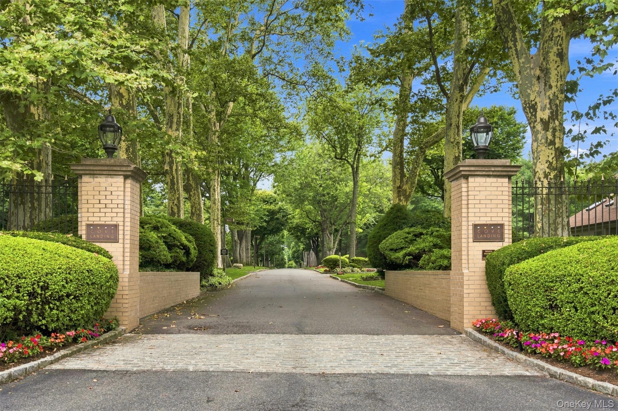 35th image of 3 Willada Ln, Glen Cove, NY 11542 | MLS# 1032996