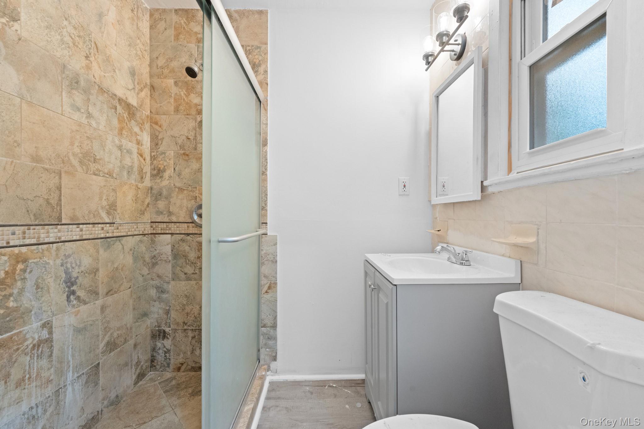 5th image of 125 Caryl Ave, Yonkers, NY 10705 | MLS# 1032999