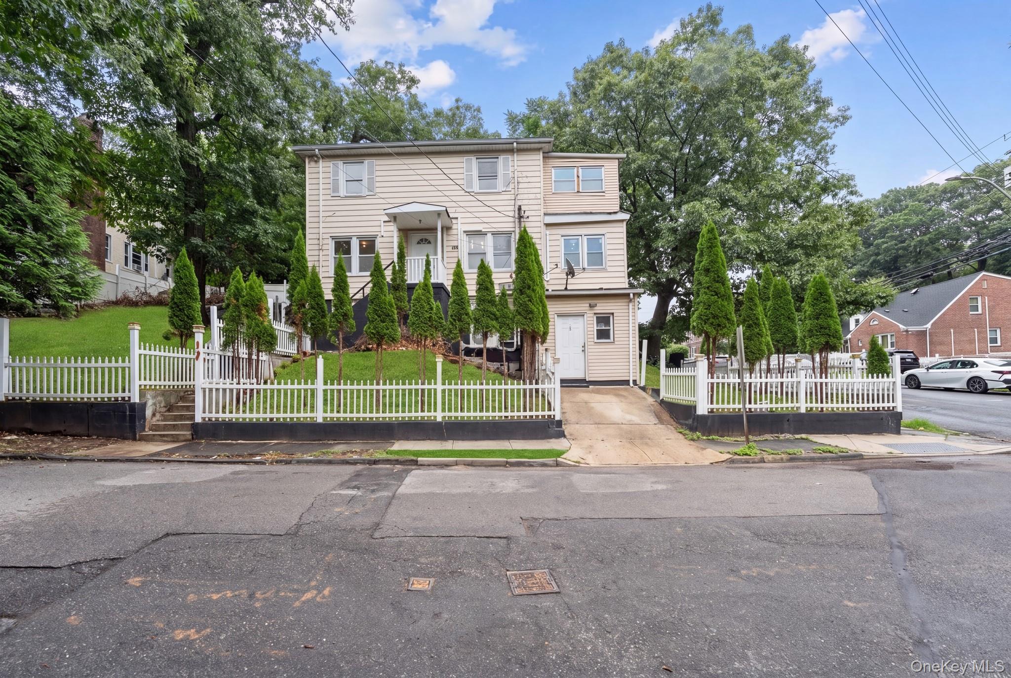 11th image of 125 Caryl Ave, Yonkers, NY 10705 | MLS# 1032999