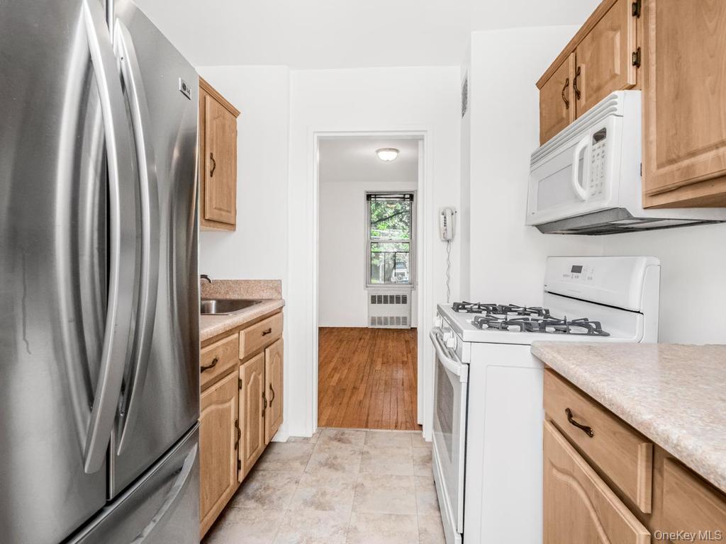 4th image of 2736 Independence Ave #2E, New York, NY 10463 | MLS# 1033022