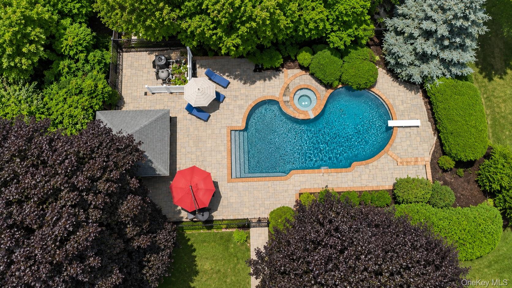 2nd image of 20 Longacre Dr, Huntington, NY 11743 | MLS# 1033030