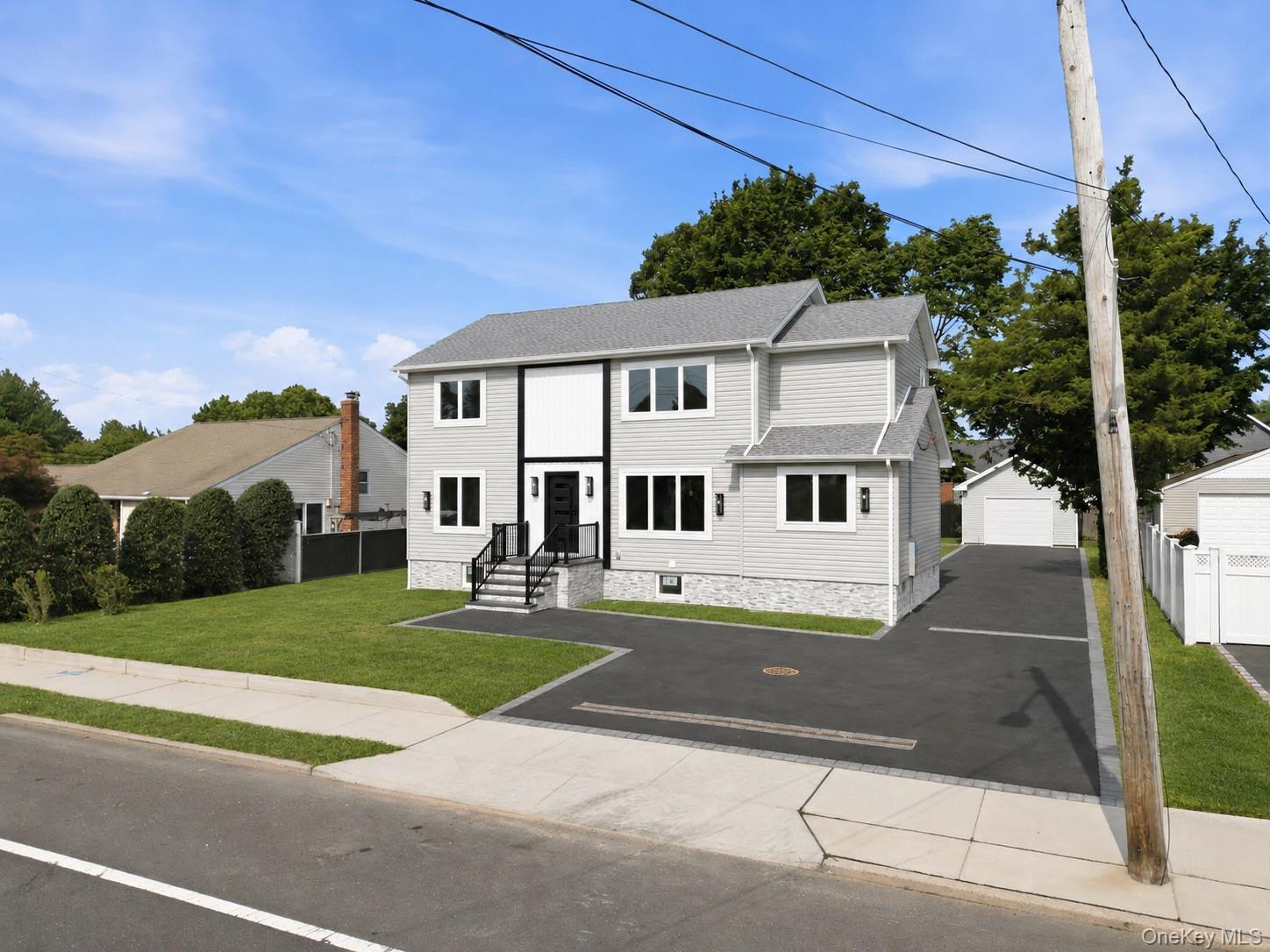 2nd image of 136 Udall Road, Islip, NY 11795 | MLS# 1033032
