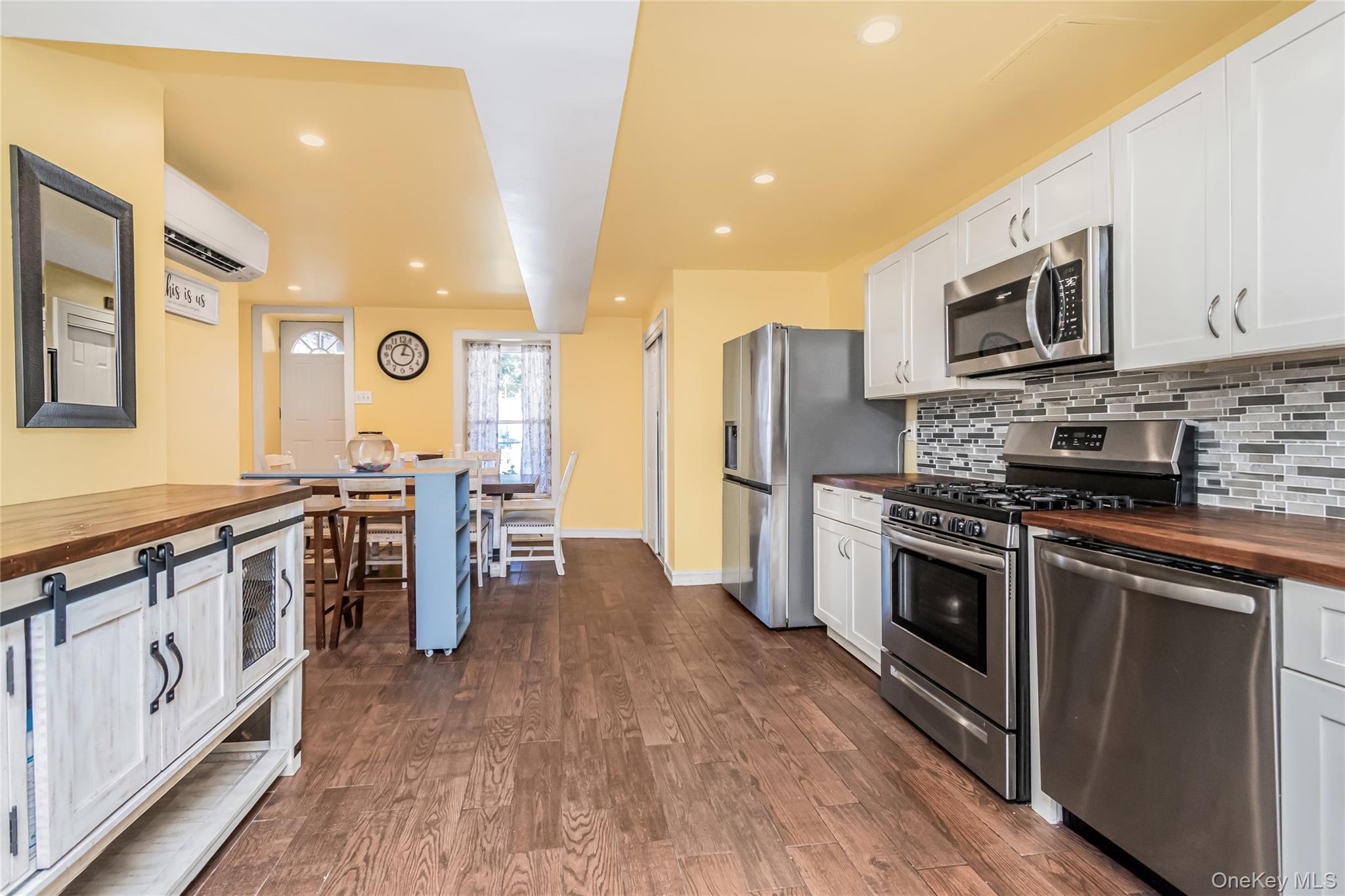 4th image of 269 Swinton Ave, New York, NY 10465 | MLS# 1033037