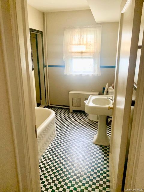 12th image of 330 E Devonia Ave, Mount Vernon, NY 10552 | MLS# 1033068