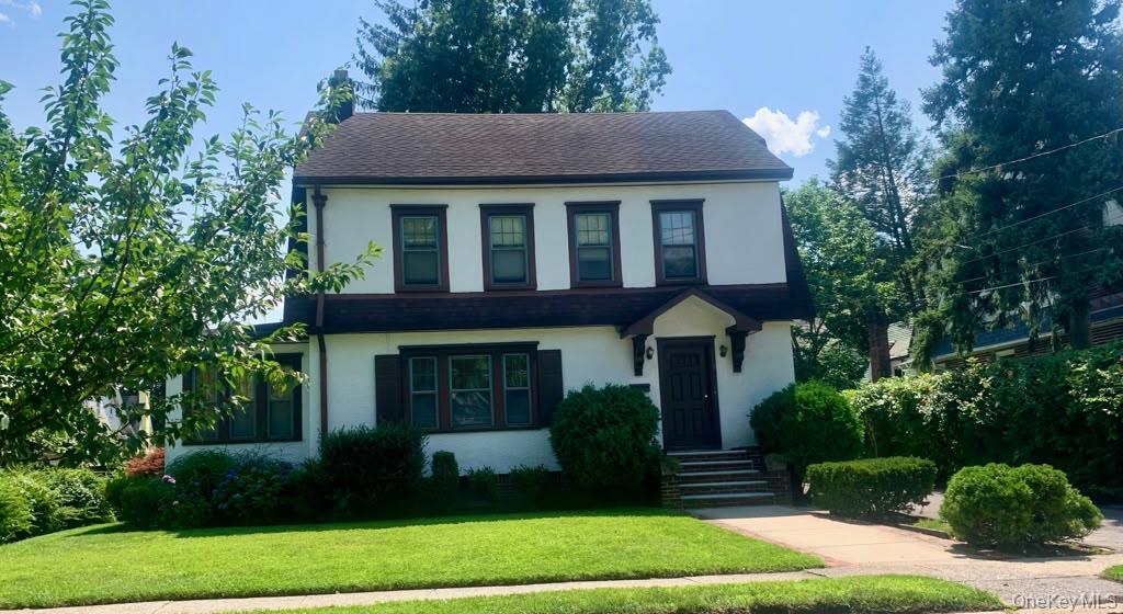 3rd image of 330 E Devonia Ave, Mount Vernon, NY 10552 | MLS# 1033068