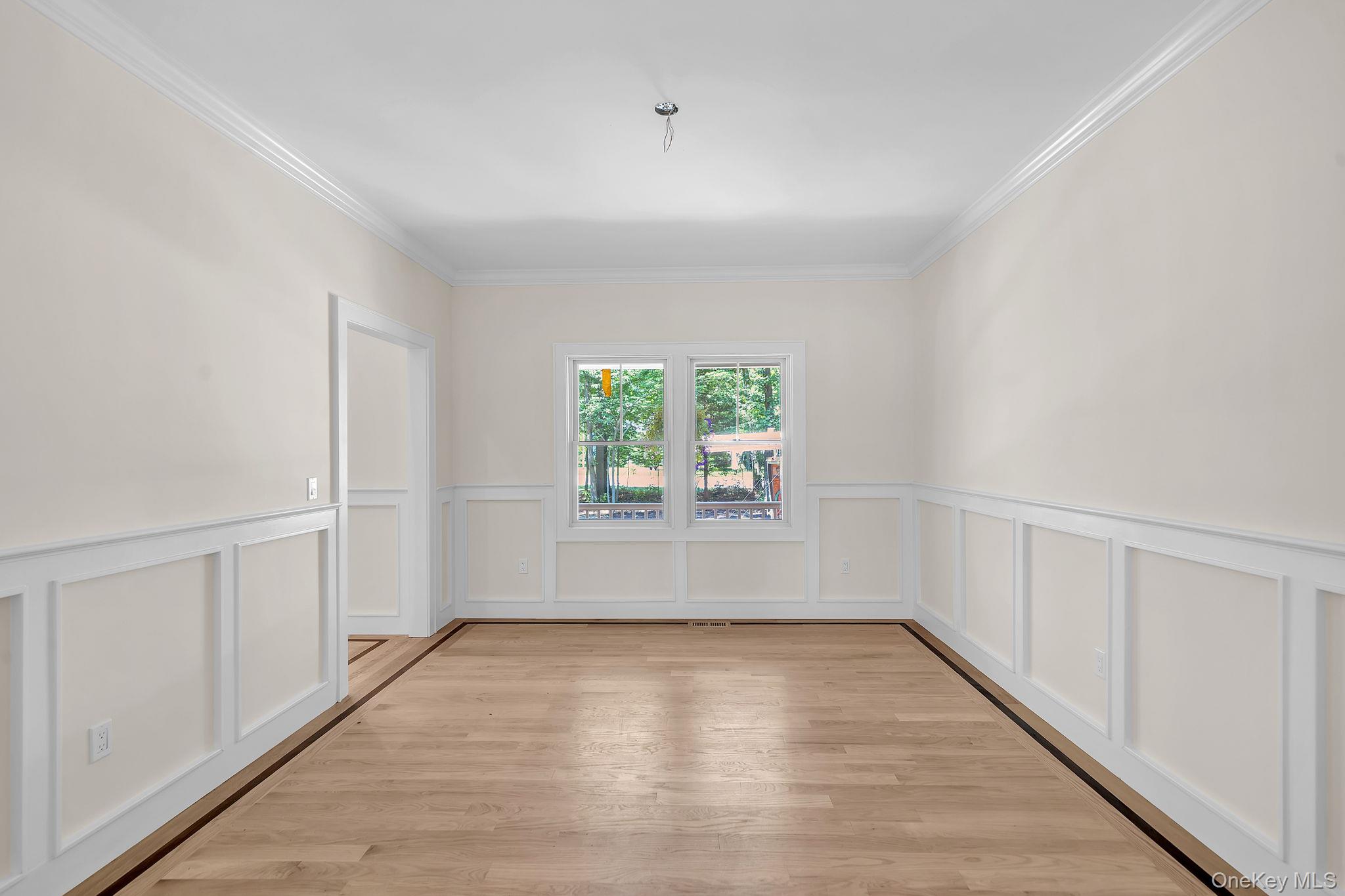 4th image of 48 S Rt 25A E Route 25A, Brookhaven, NY 11786 | MLS# 1033072
