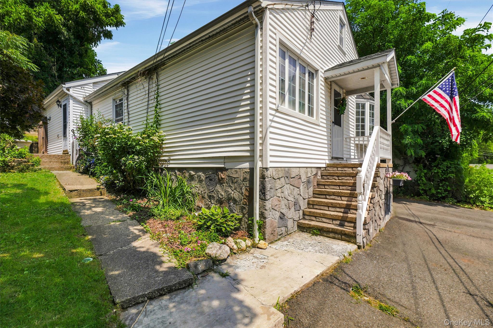 4th image of 6 Cherry St, Highlands, NY 10922 | MLS# 1033075