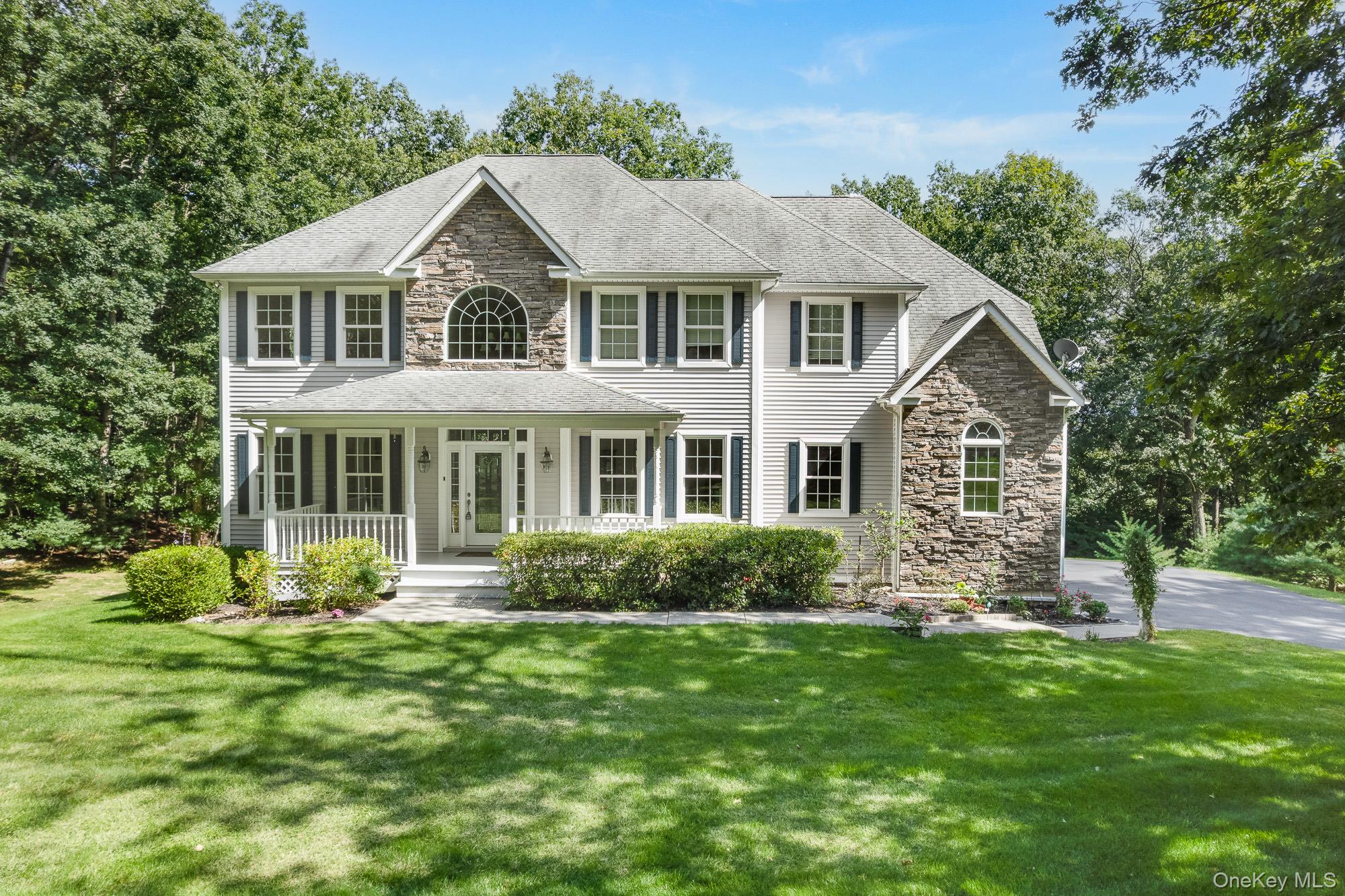 1st image of 127 Shagbark Ln, East Fishkill, NY 12533 | MLS# 1033092