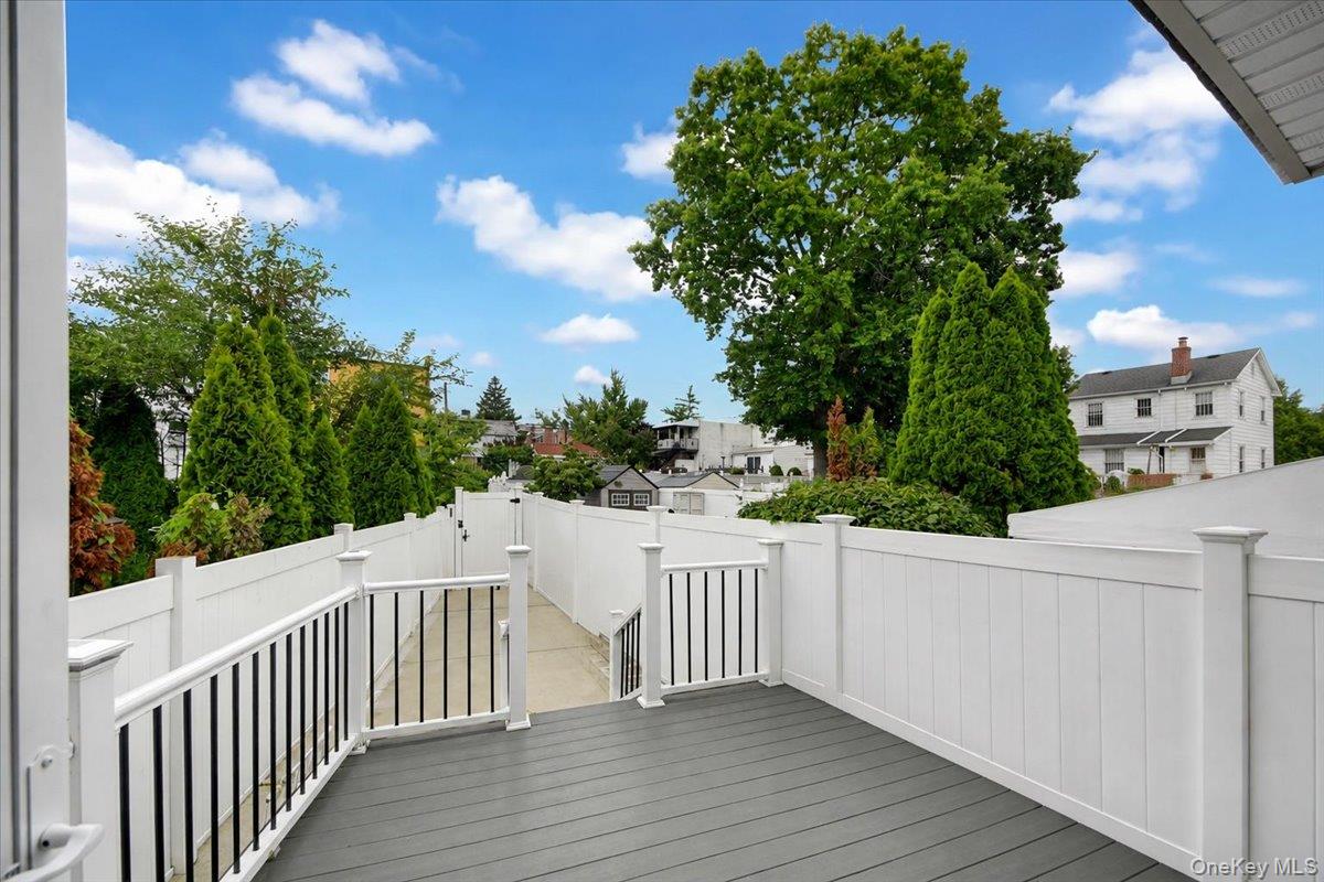 20th image of 2565 Westervelt Ave, New York, NY 10469 | MLS# 1033098