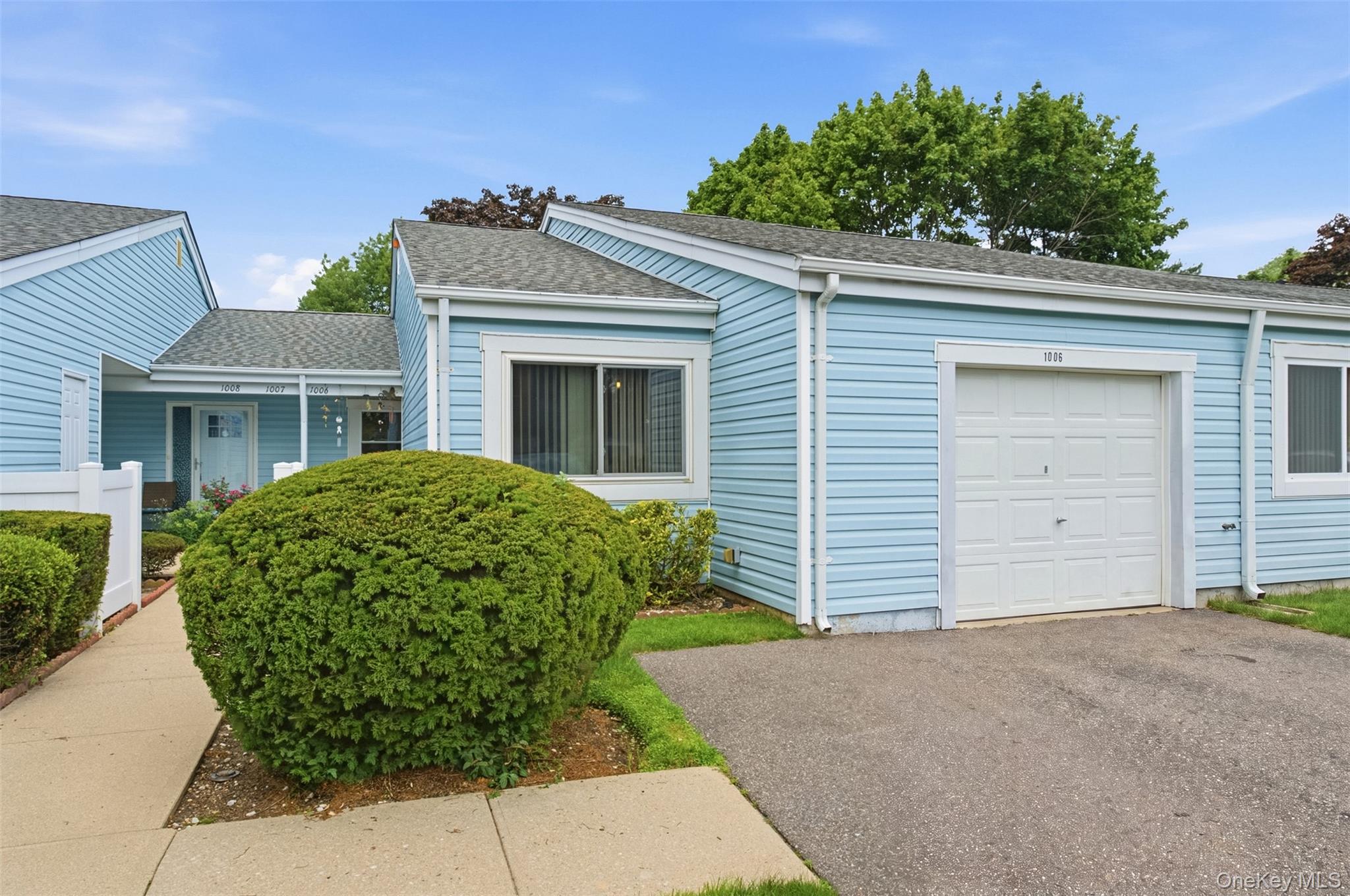 1st image of 1006 Cabot Path, Smithtown, NY 11780 | MLS# 1033101