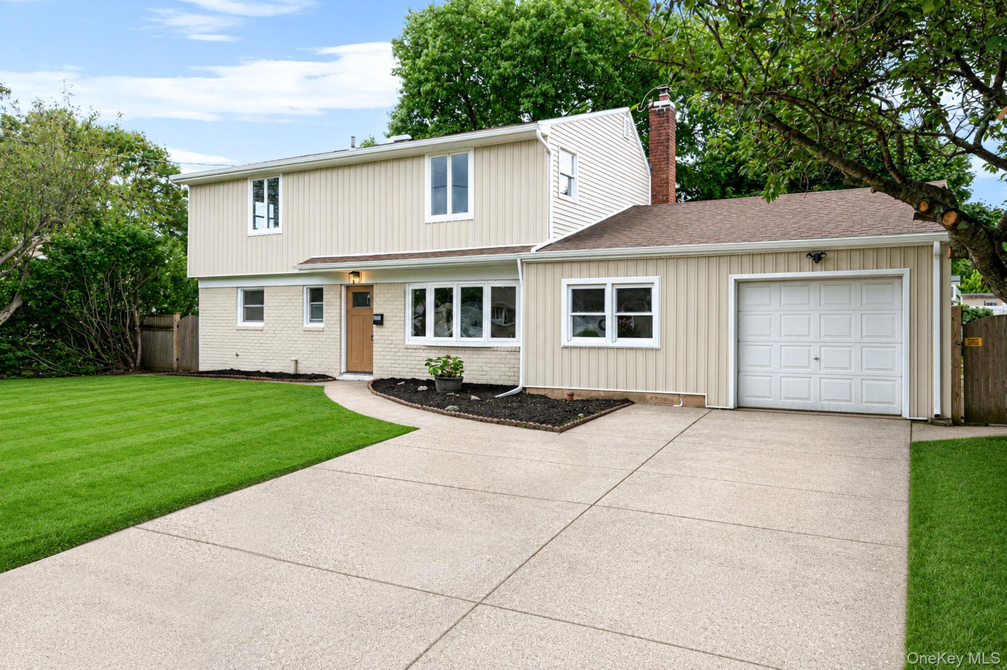 1st image of 532 French Ave, Babylon, NY 11703 | MLS# 1033104