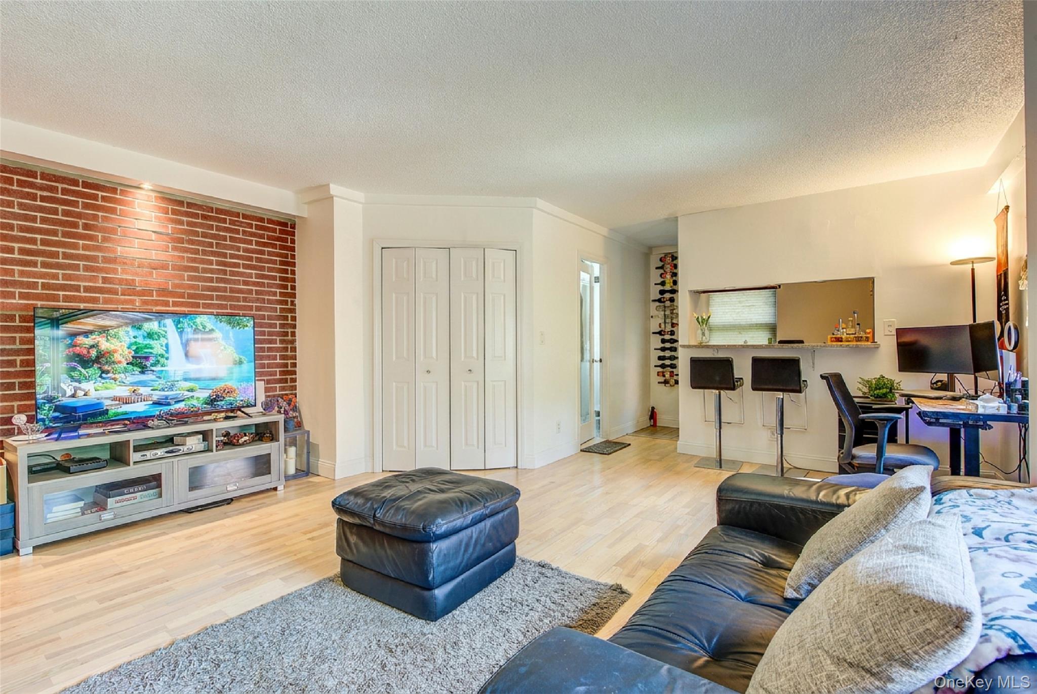 4th image of 161 Pearsall Dr #3F, Mount Vernon, NY 10552 | MLS# 1033168