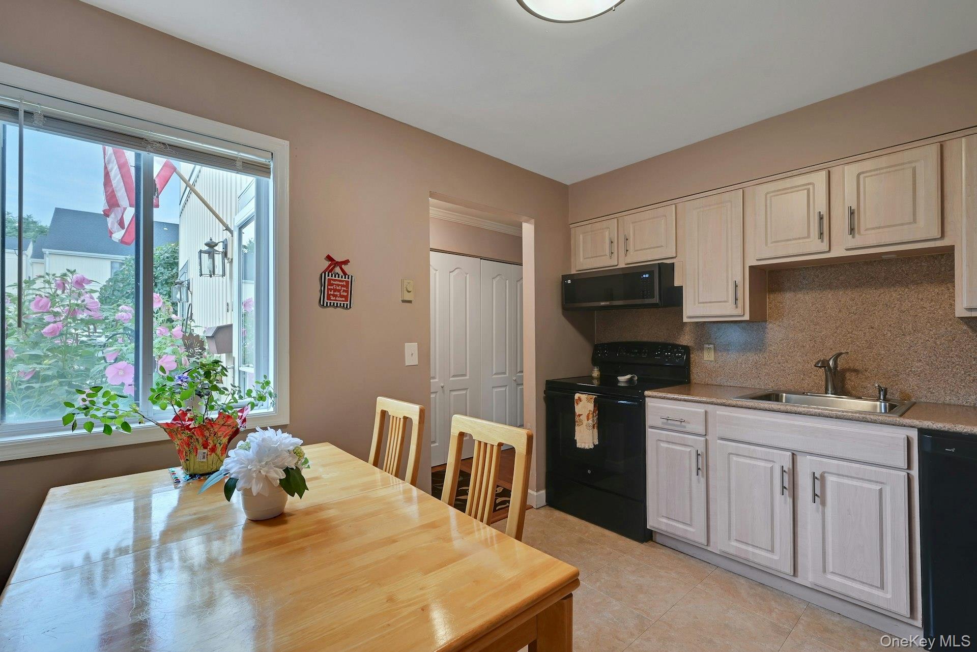 3rd image of 26 Kenneth Stuart #A, Yorktown, NY 10547 | MLS# 1033189