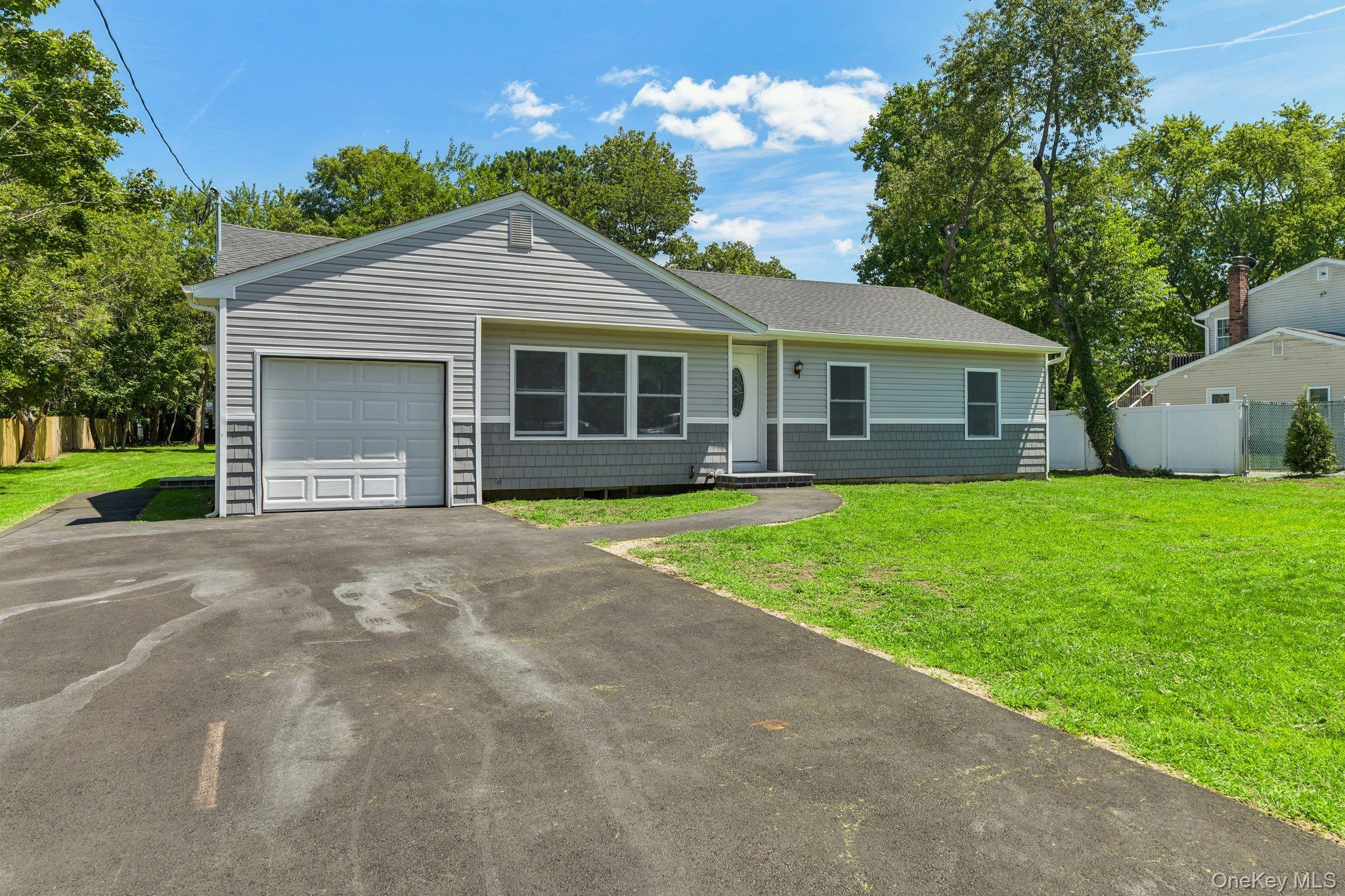 1st image of 957 Bellmore Ave, Islip, NY 11722 | MLS# 1033199