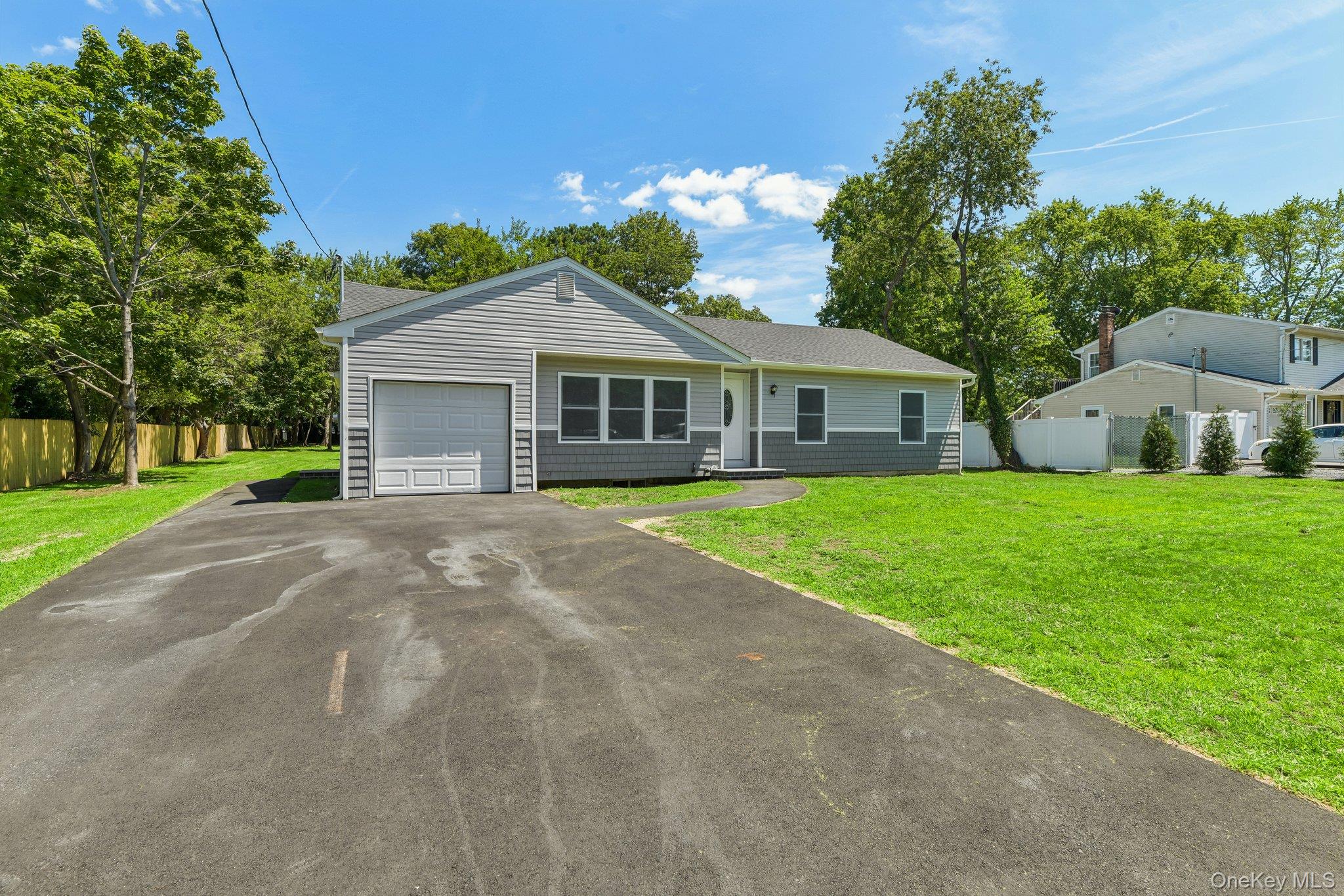 2nd image of 957 Bellmore Ave, Islip, NY 11722 | MLS# 1033199