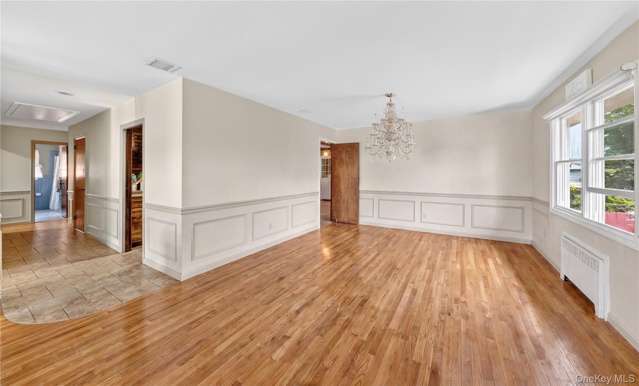 4th image of 240 Pearl St, Hempstead, NY 11559 | MLS# 1033222