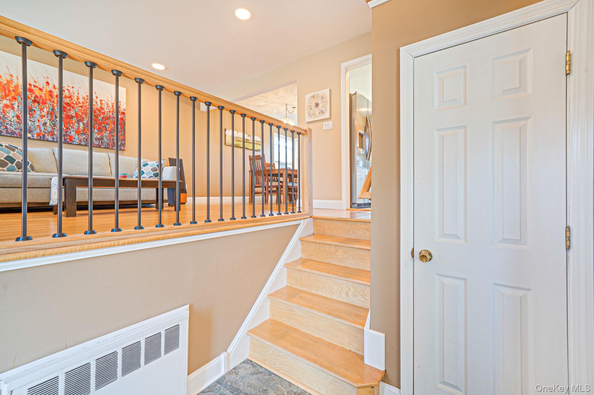 2nd image of 18 Brocton Ln, Smithtown, NY 11754 | MLS# 1033237