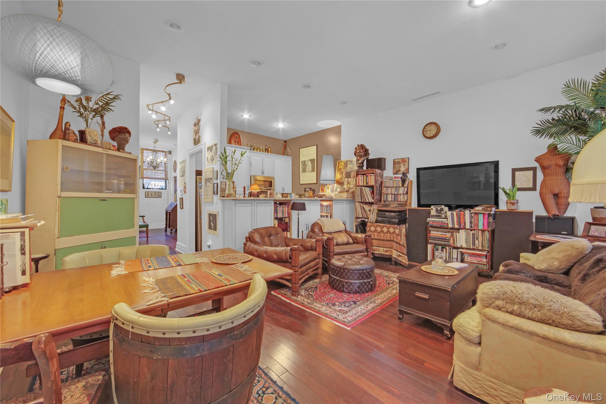 3rd image of 700 Dekalb Ave, New York, NY 11216 | MLS# 1033246
