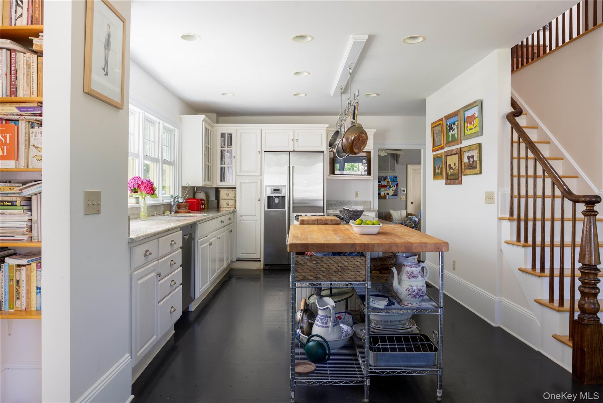 4th image of 64 S Jamesport Ave, Riverhead, NY 11970 | MLS# 1033367