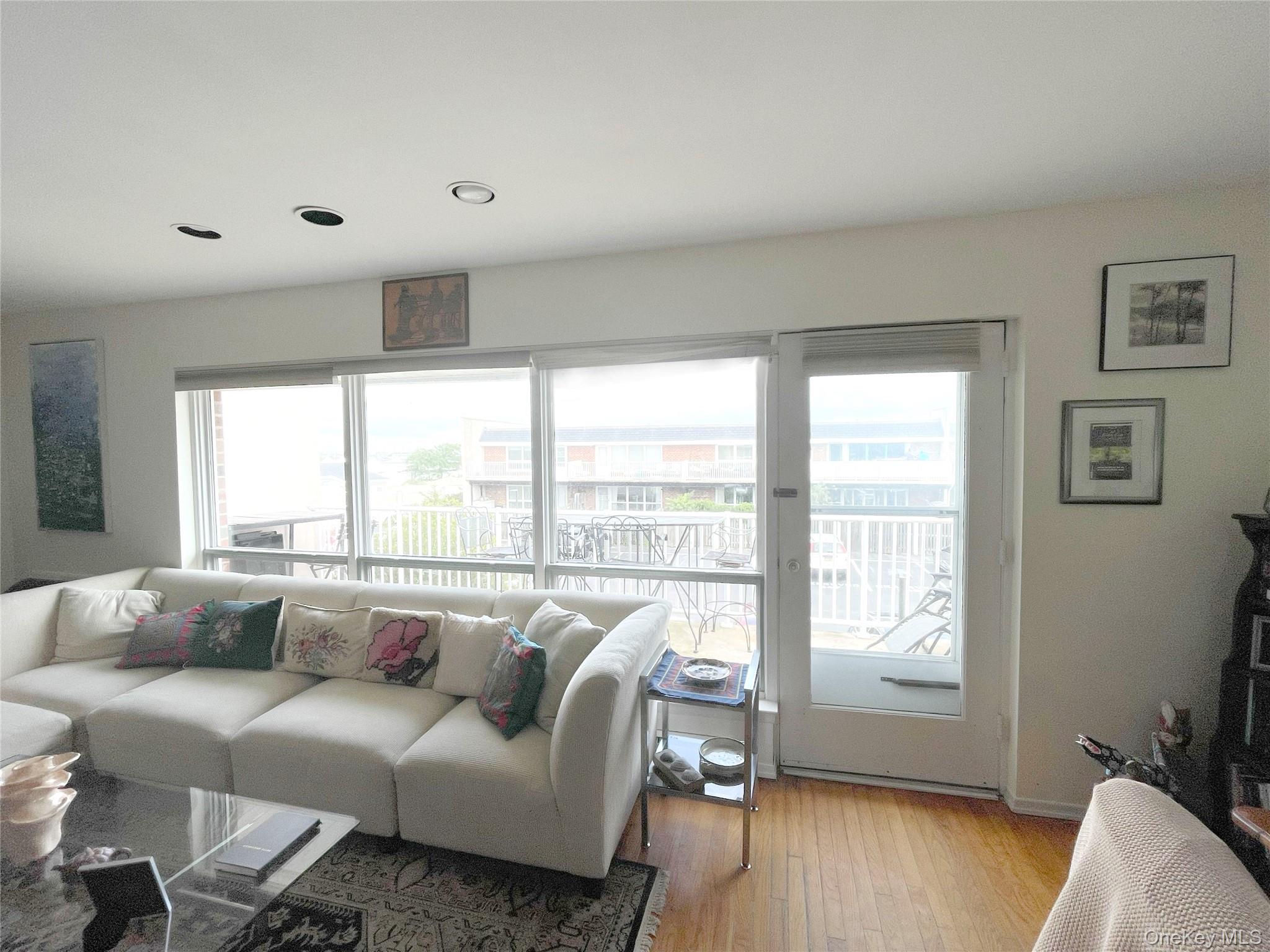 4th image of 750 Lido Blvd #24b upper, Hempstead, NY 11561 | MLS# 1033368