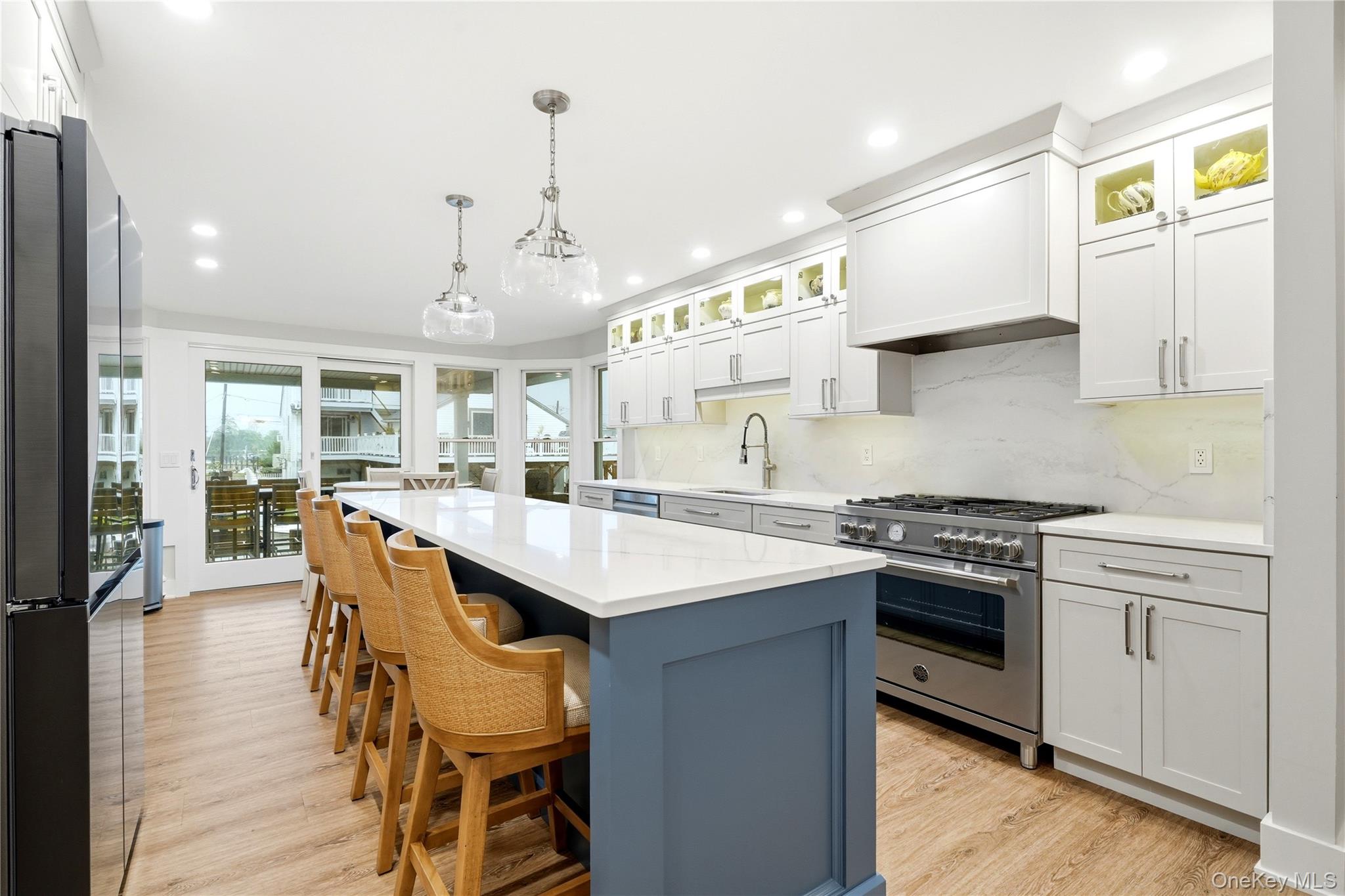 3rd image of 905 S 6Th St, Babylon, NY 11757 | MLS# 1033421