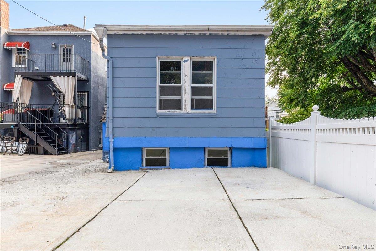 26th image of 849 E 219th St, New York, NY 10467 | MLS# 1033439