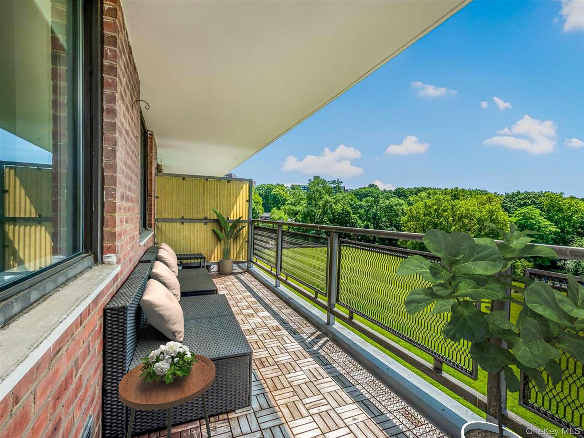 2nd image of 4705 Henry Hudson Pkwy W, New York, NY 10471