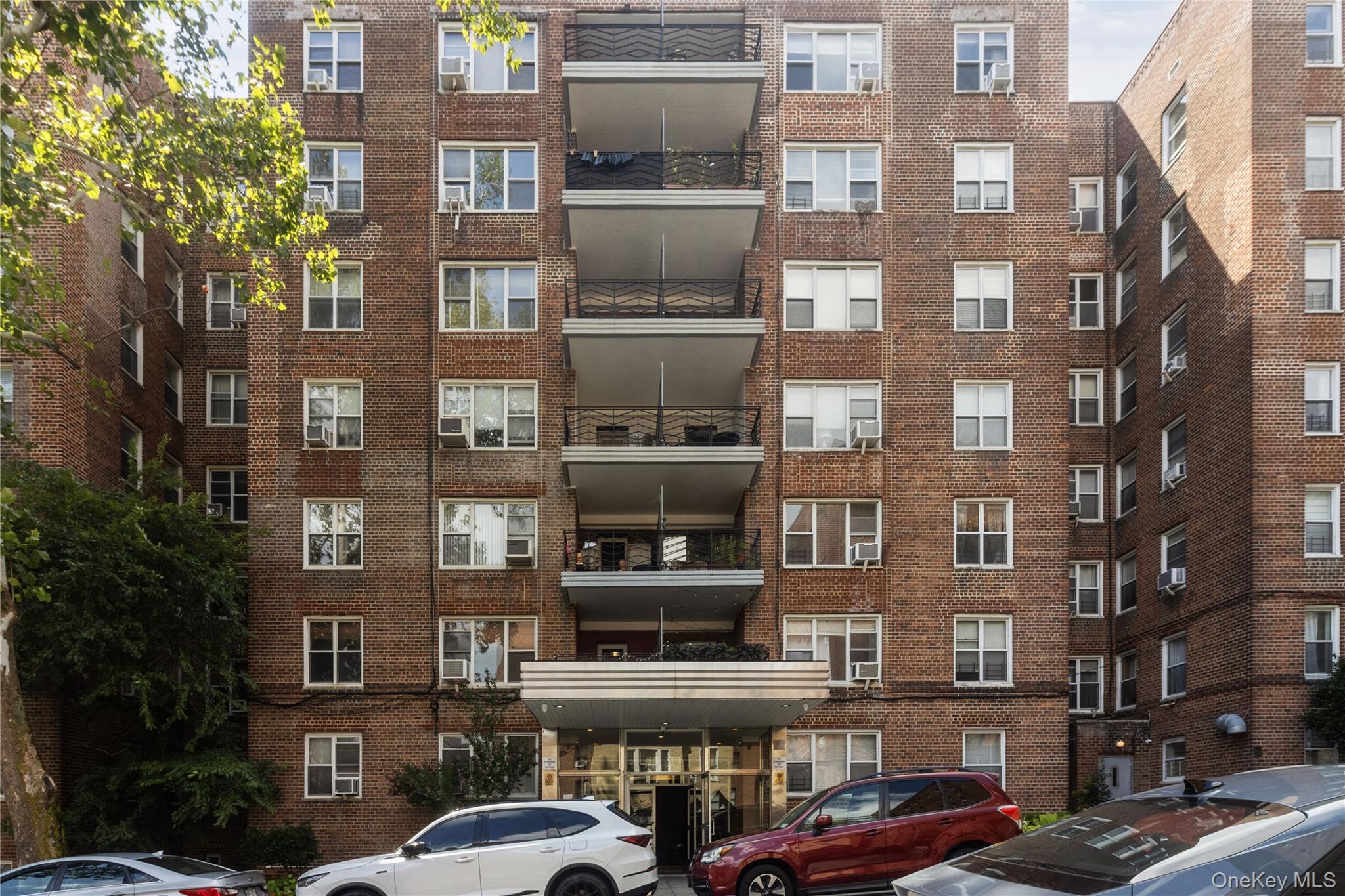 2nd image of 3299 Cambridge Ave, New York, NY 10463