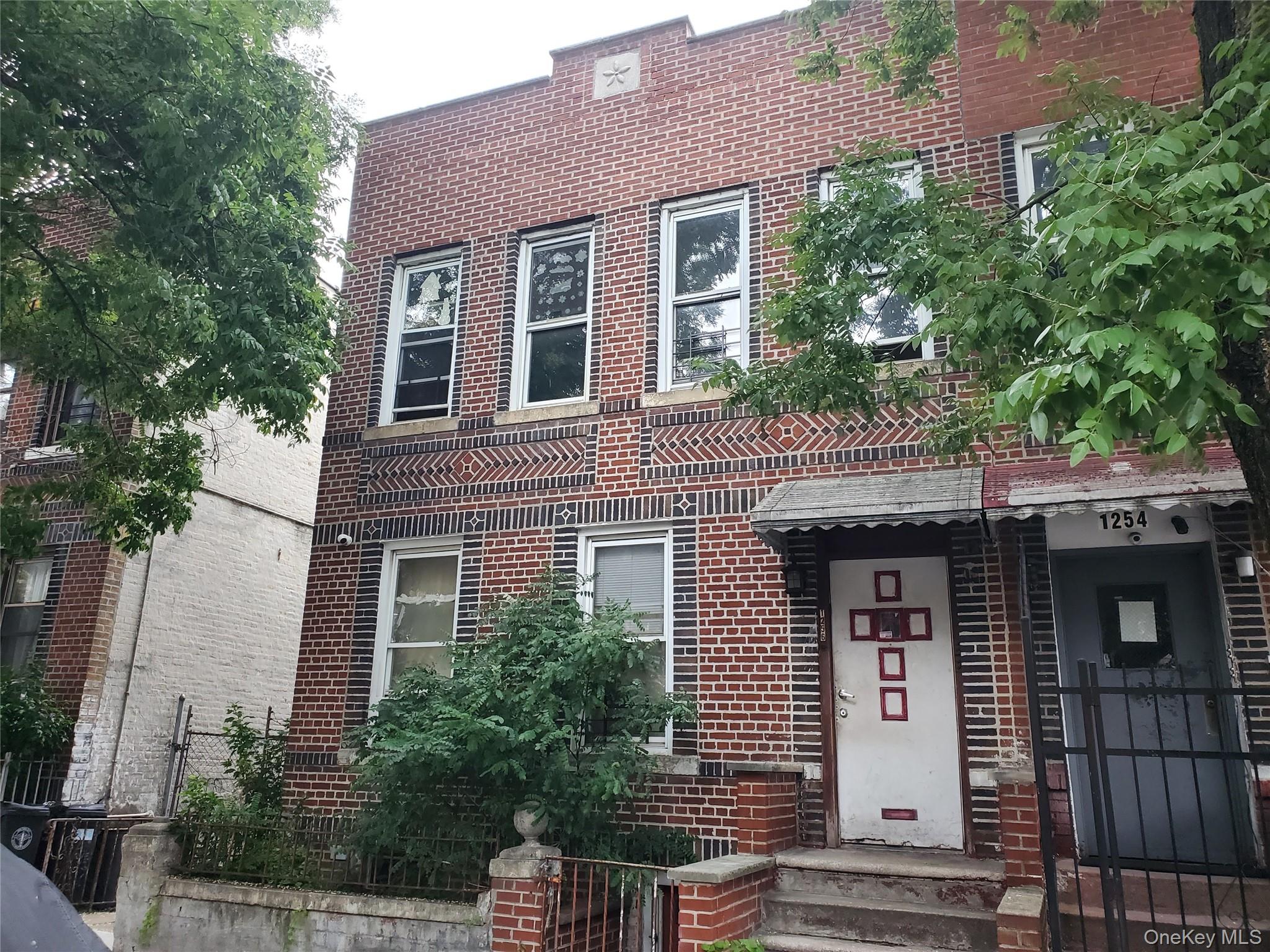 1st image of 1256 Noble Ave, New York, NY 10472 | MLS# 1033470
