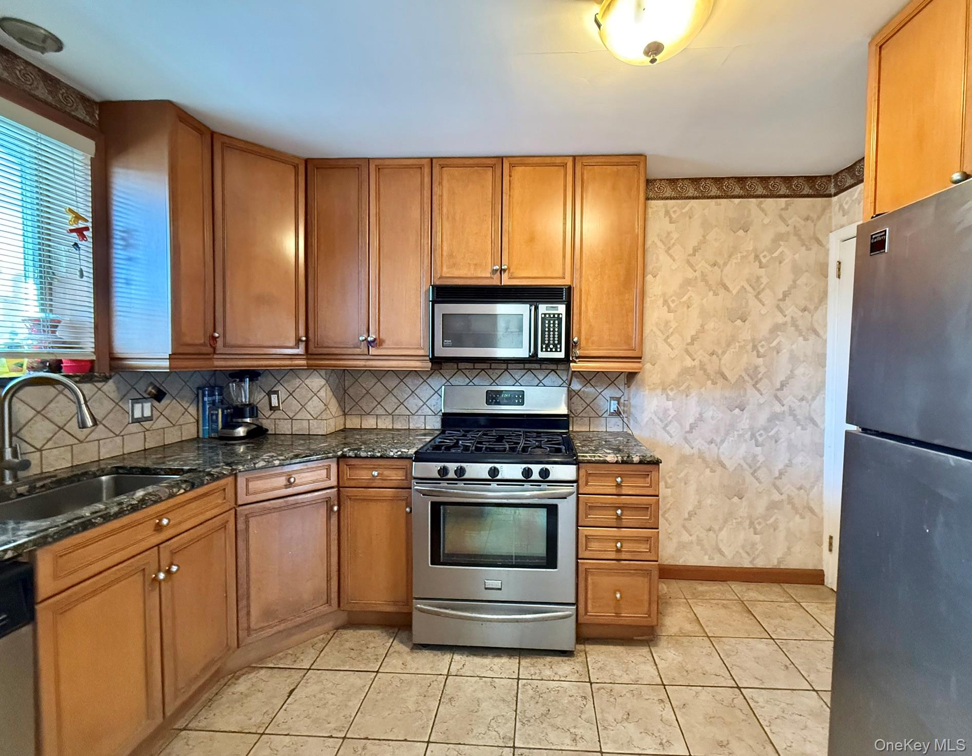 3rd image of 6354 77Th St, New York, NY 11379 | MLS# 1033487