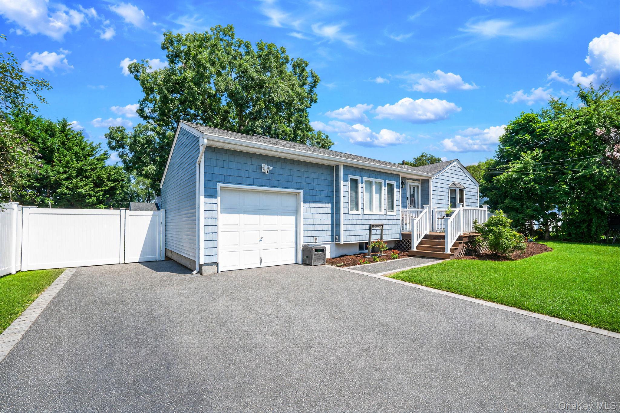 2nd image of 155 Howard St, Brookhaven, NY 11776 | MLS# 1033502