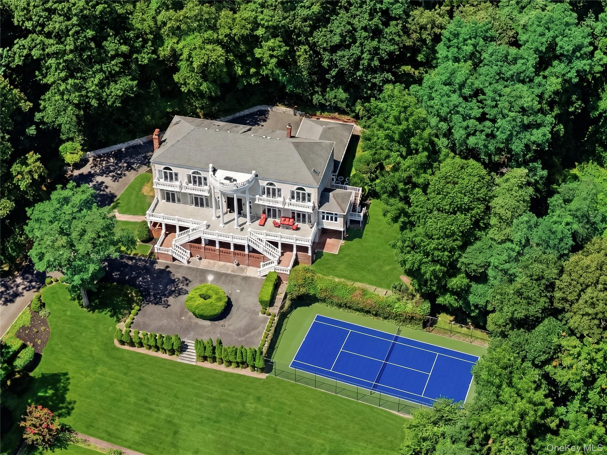 4th image of 1007 W Shore Rd, Oyster Bay, NY 11765 | MLS# 1033511