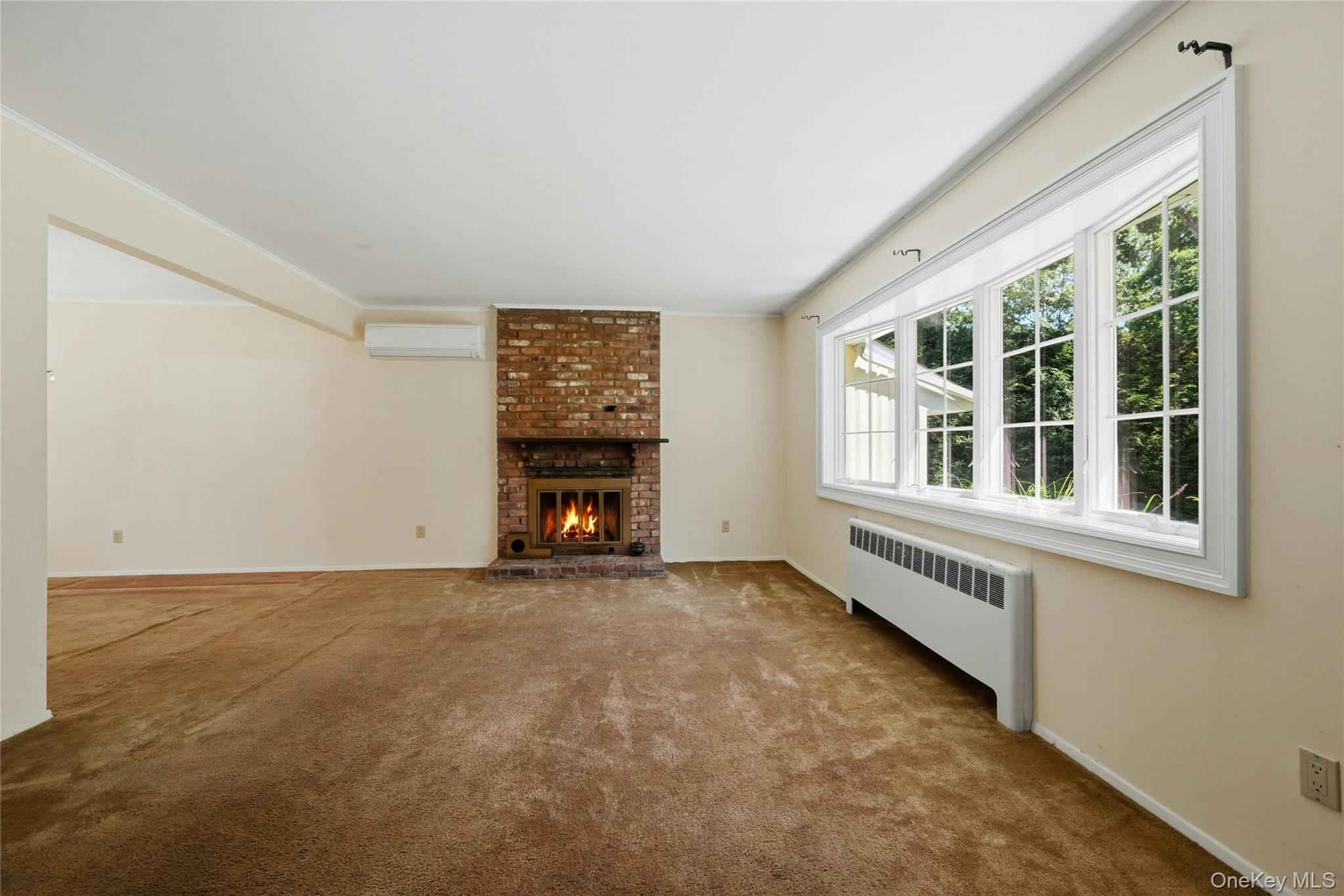 5th image of 89 Burton Ln, Huntington, NY 11725 | MLS# 1033579