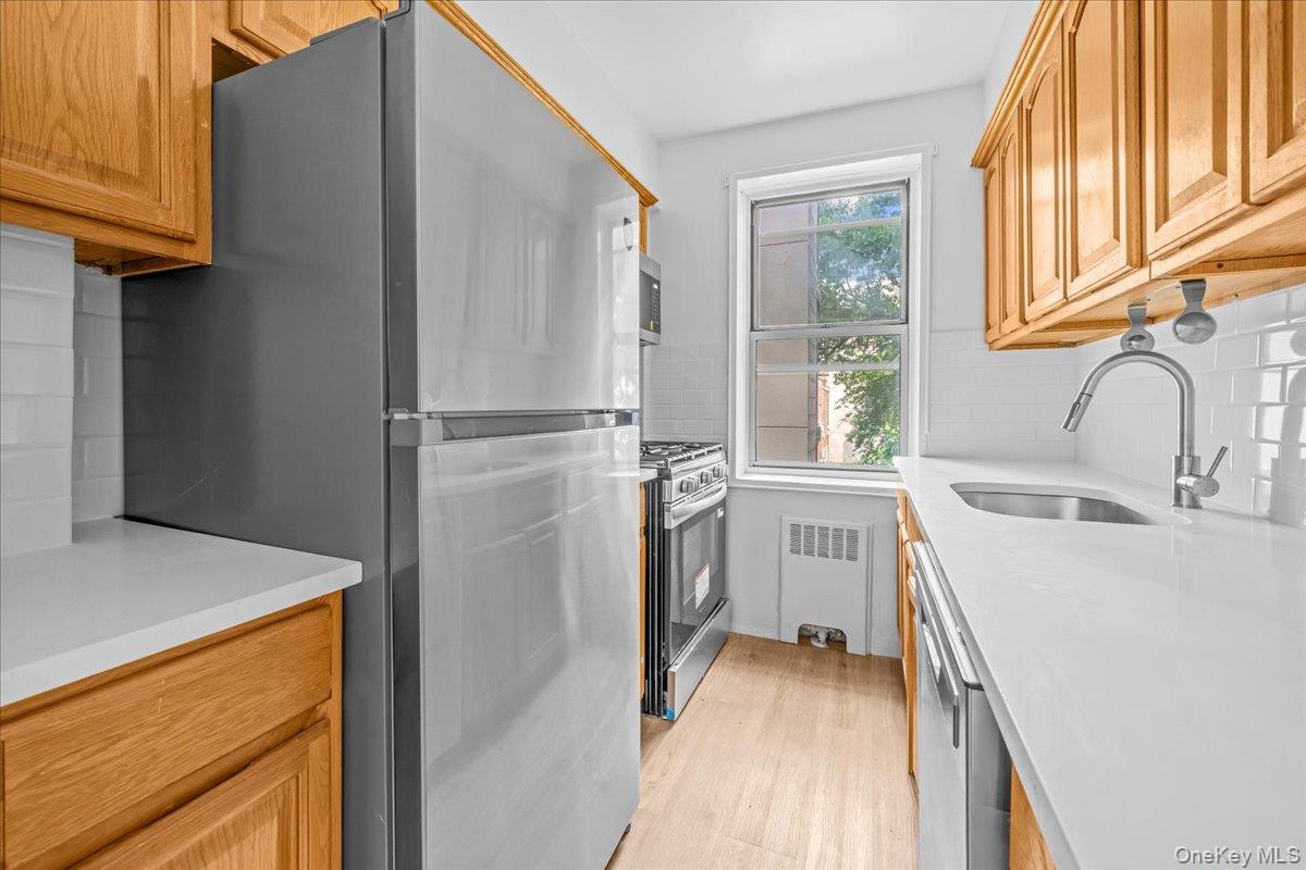 5th image of 3720 Independence Ave #3G, New York, NY 10463 | MLS# 1033580