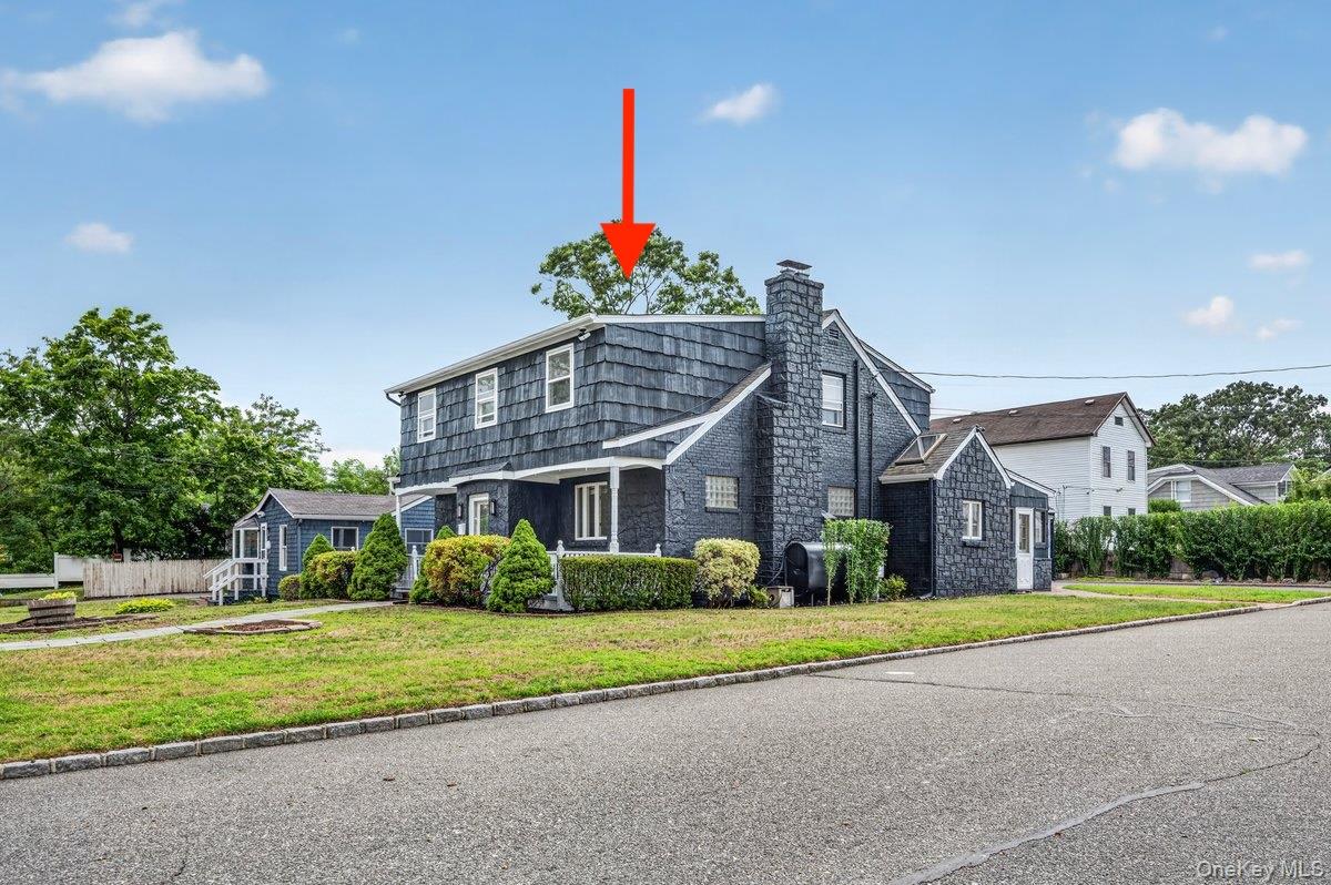 2nd image of 60 Lake Shore Dr, Brookhaven, NY 11772 | MLS# 1033592
