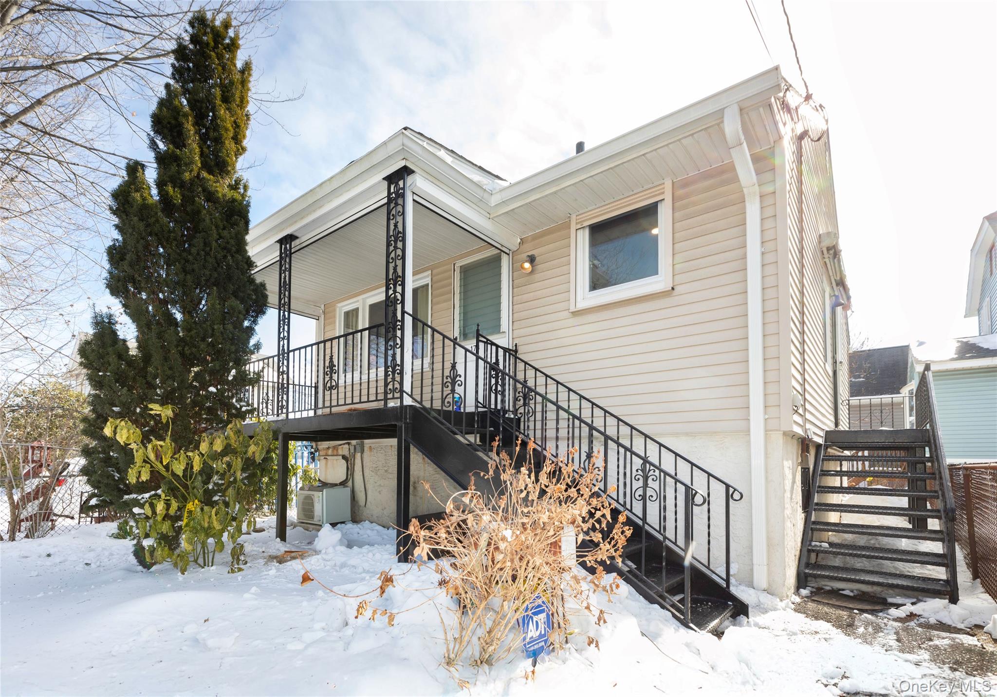 1st image of 178 Beach St, New York, NY 10464 | MLS# 1033601