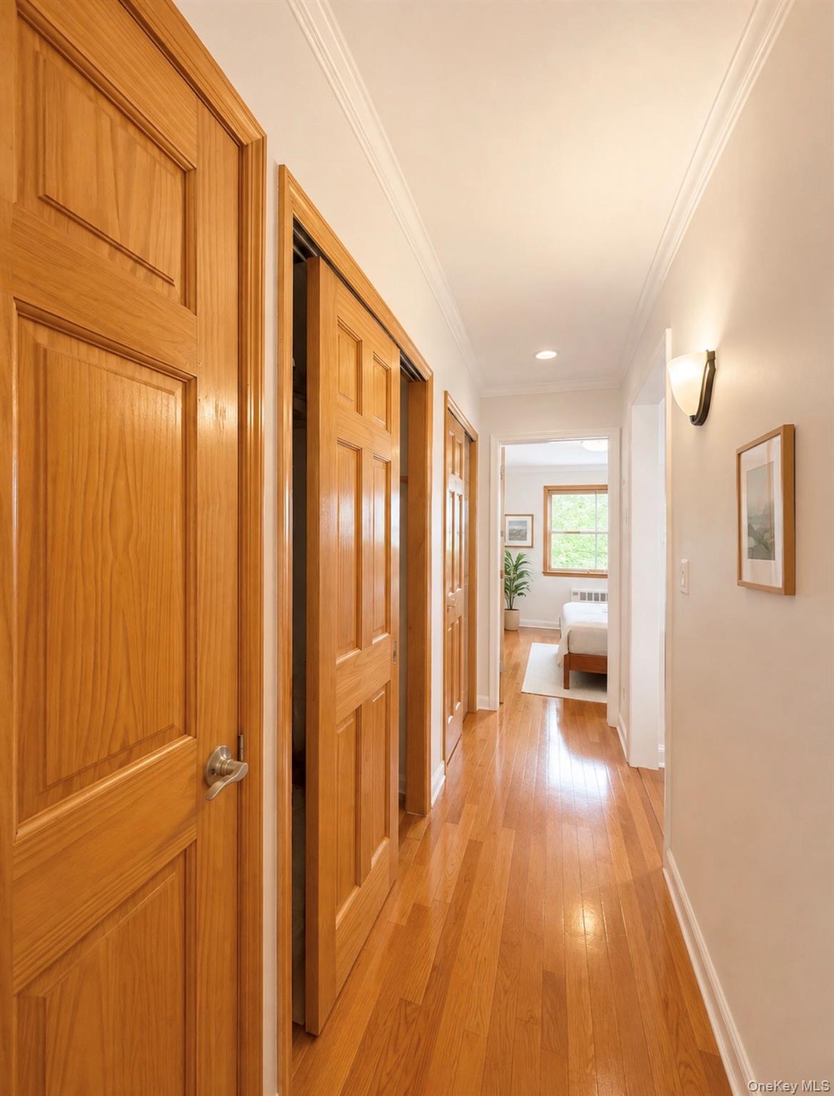 5th image of 15048 Melbourne Ave, New York, NY 11367