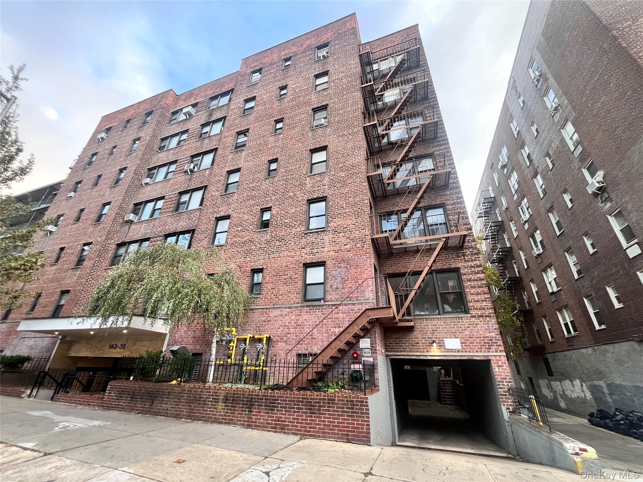 2nd image of 143-36 Barclay Ave #6C, New York, NY 11355 | MLS# 1033658
