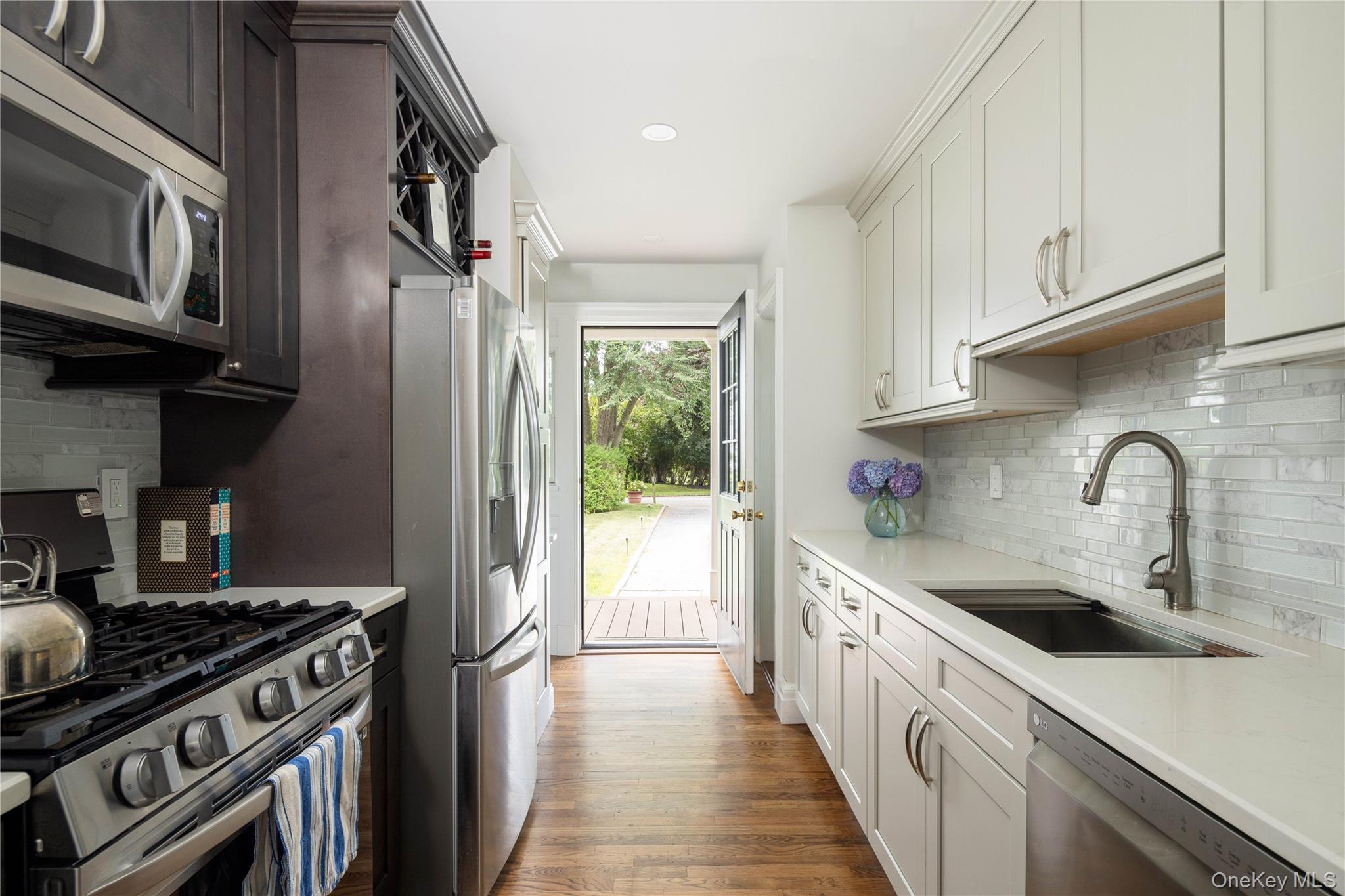 3rd image of 365 Rachels Rd, Southold, NY 11952 | MLS# 1033686