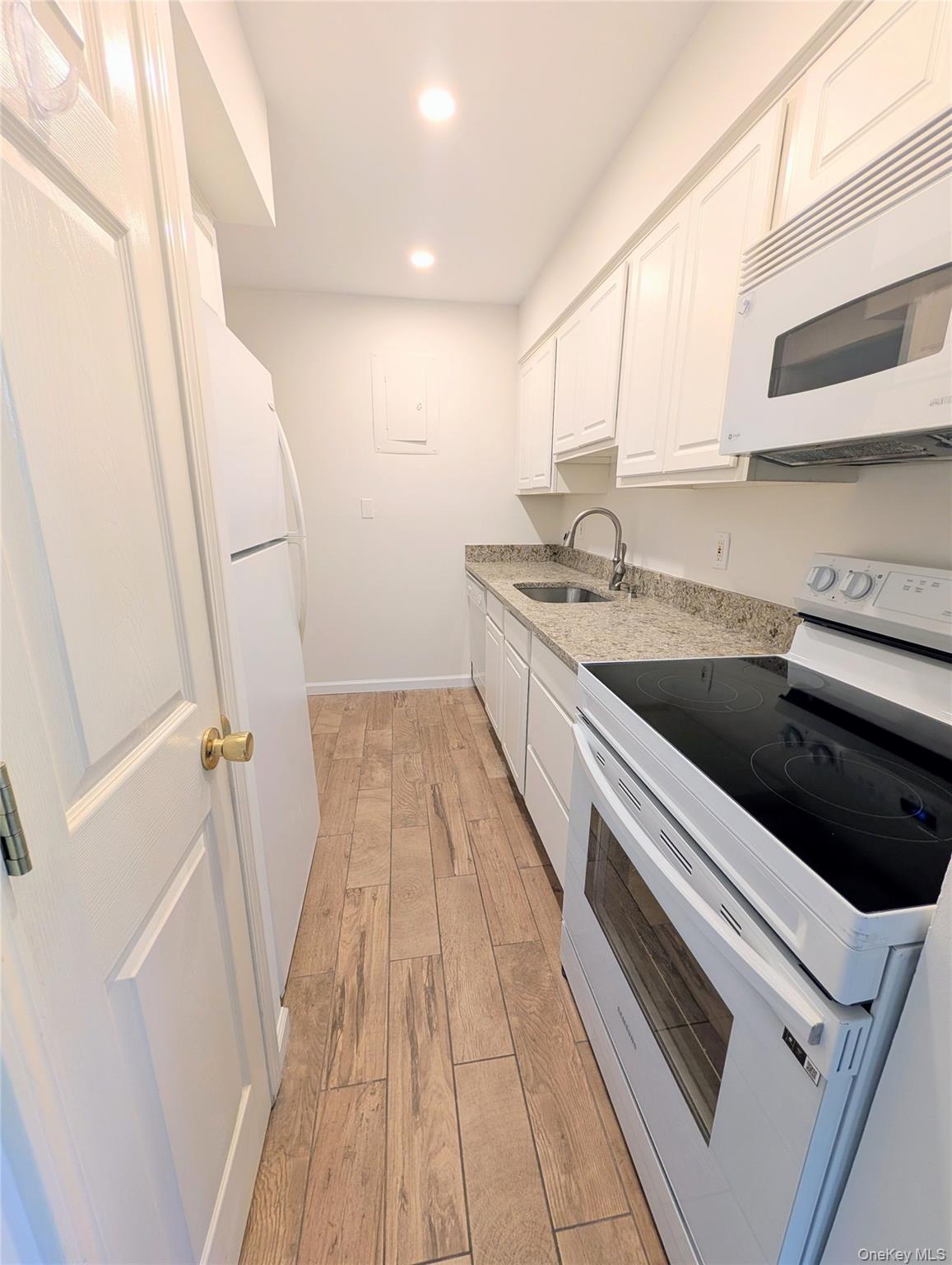 2nd image of 440 Carpenter Ave, Newburgh (City), NY 12550