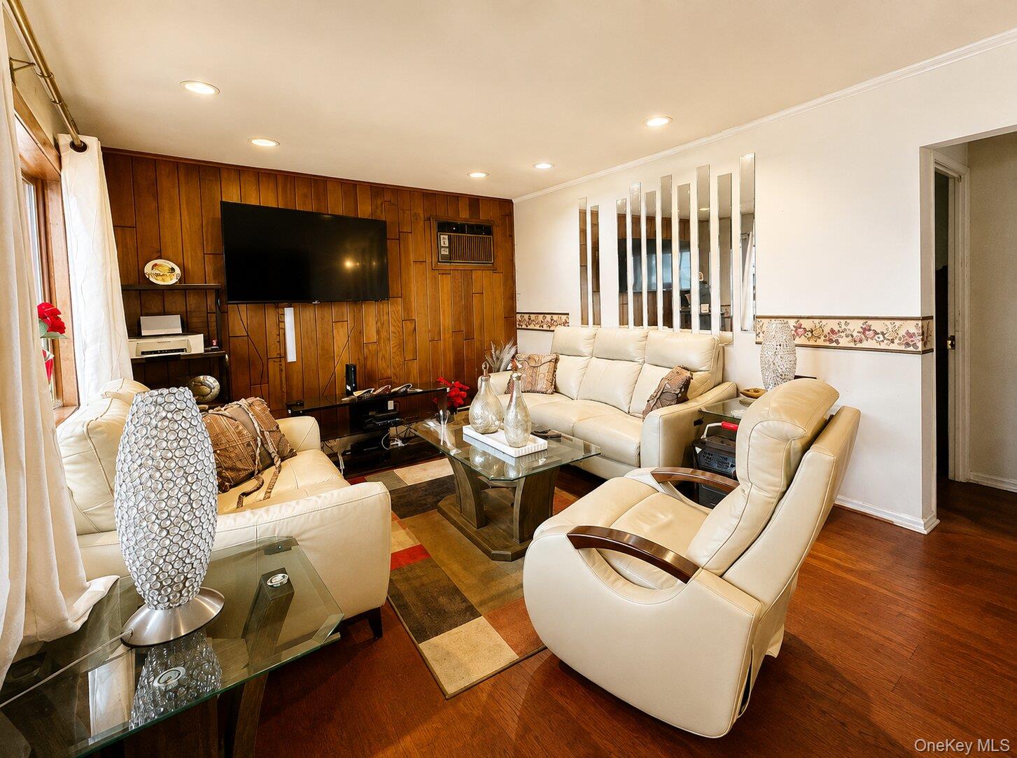 2nd image of 80 Carroll St, Islip, NY 11717 | MLS# 1033829