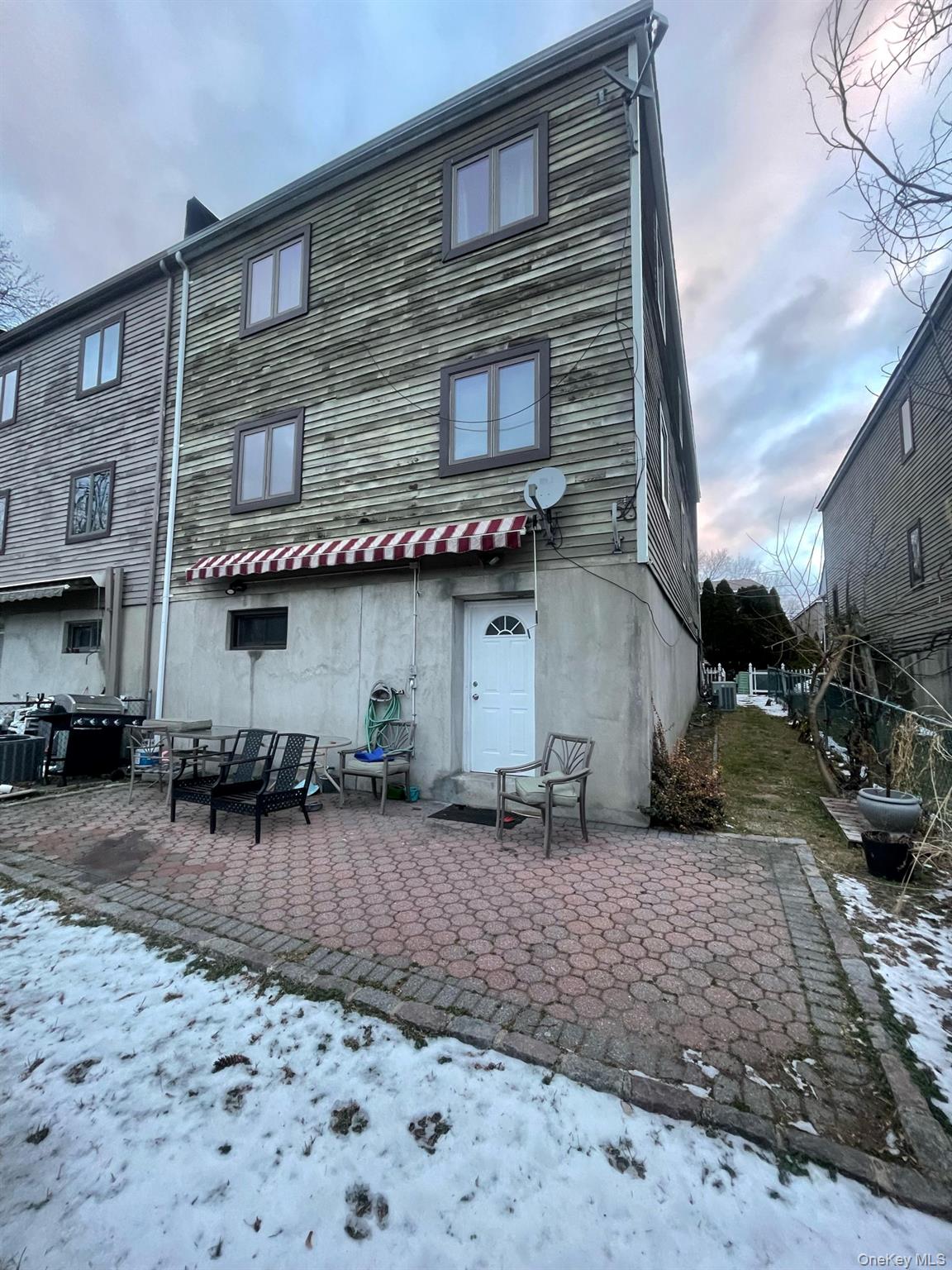 3rd image of 119 Pelhamdale Ave, Mount Vernon, NY 10553 | MLS# 1033836