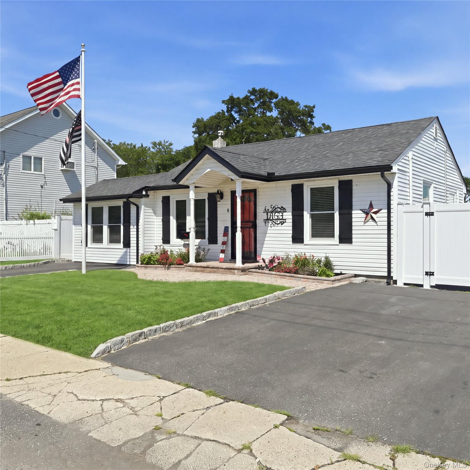 29th image of 1363 Manatuck Blvd, Islip, NY 11706 | MLS# 1033857