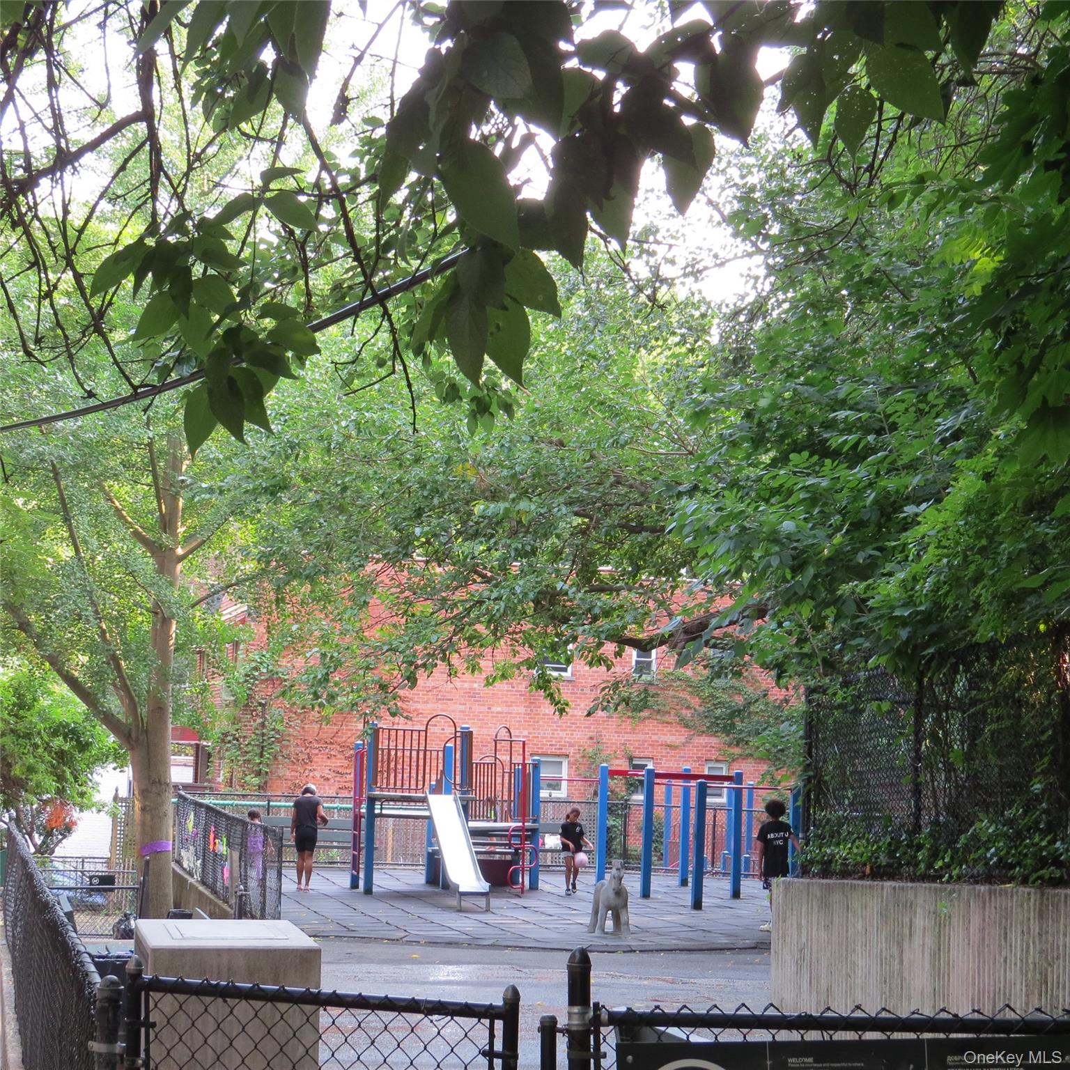 4th image of 3810 Greystone Ave, New York, NY 10463